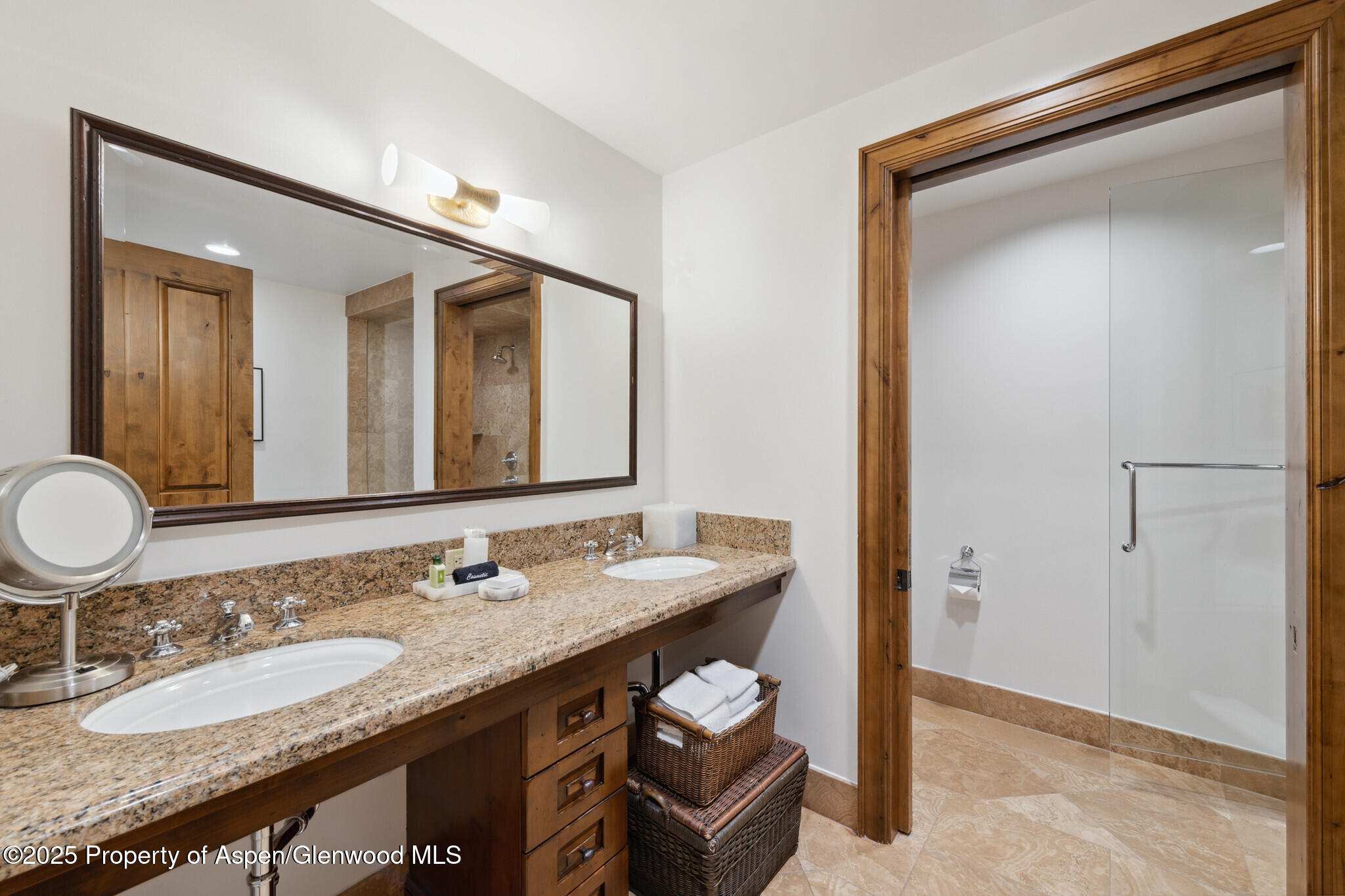 415 E Dean St., Unit 38, Week 33 Aspen CO 81611
