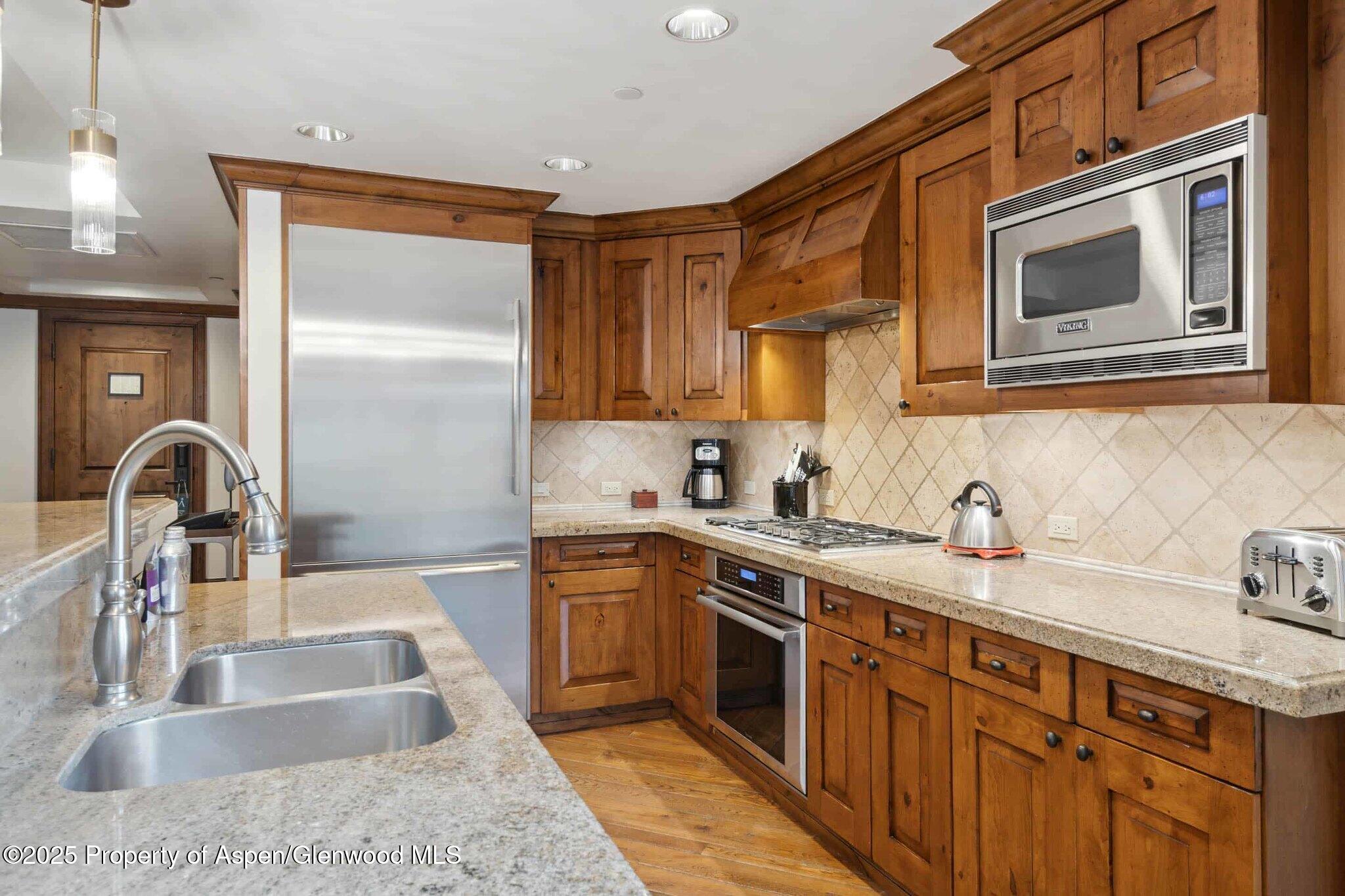 415 E Dean St., Unit 38, Week 33 Aspen CO 81611