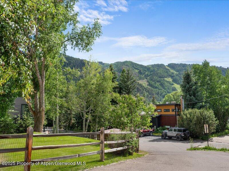 Aspen CO, 326 Midland Avenue, Unit 302