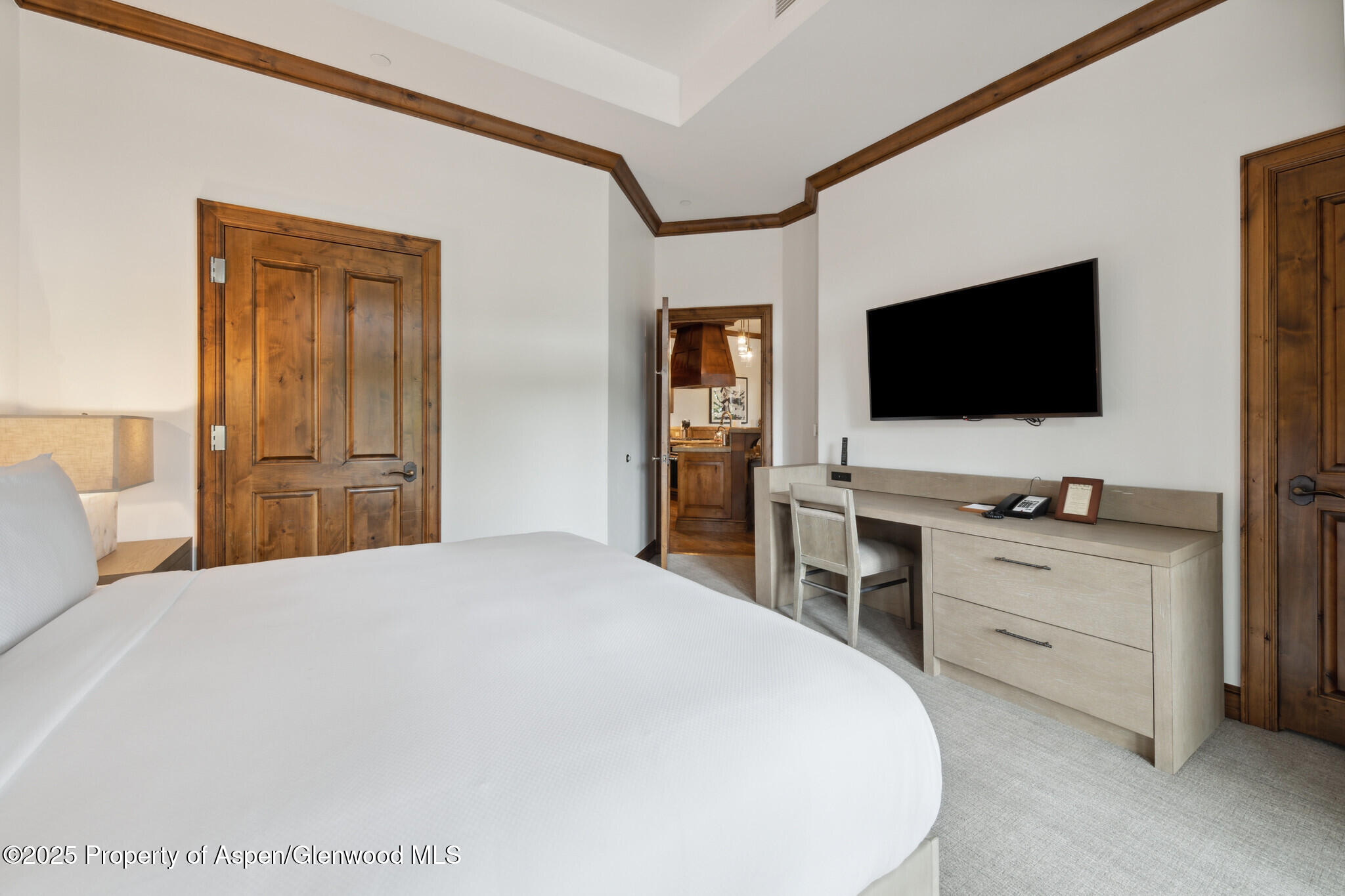 415 E Dean Street Unit 1, Week 29 Street Aspen CO 81611