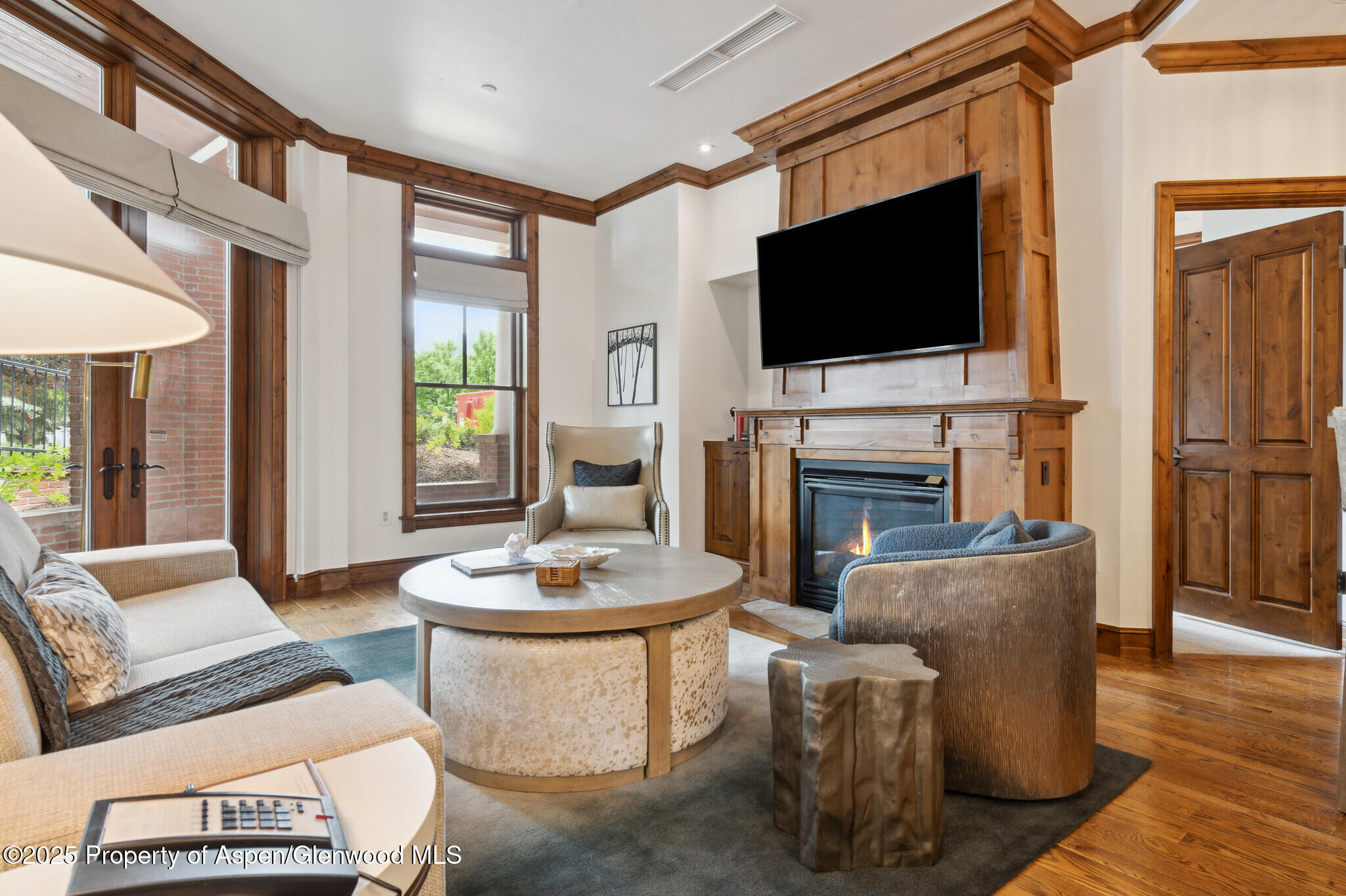 415 E Dean Street Unit 1, Week 29 Street Aspen CO 81611