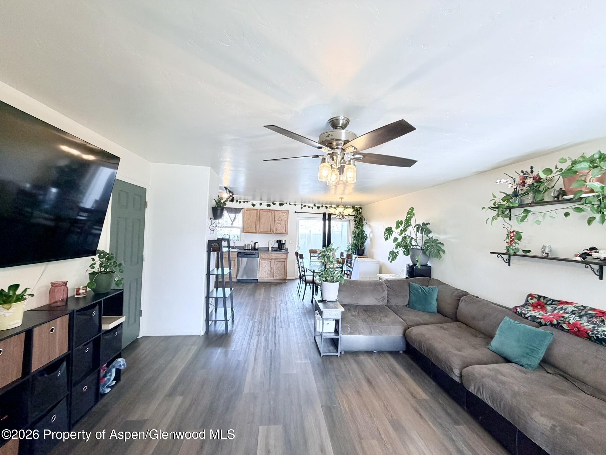 2523 Meadow Circle Rifle CO 81650