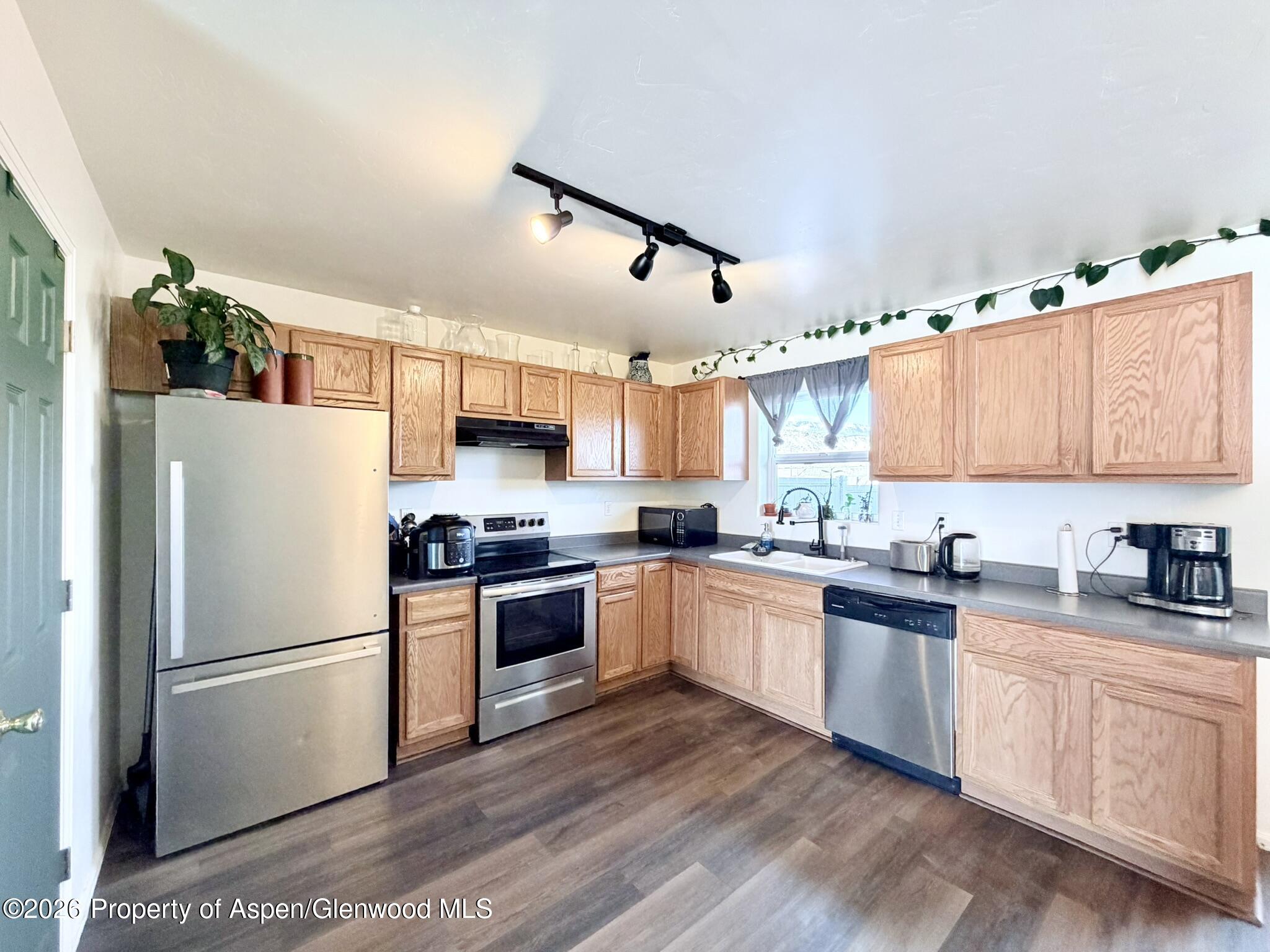 2523 Meadow Circle Rifle CO 81650