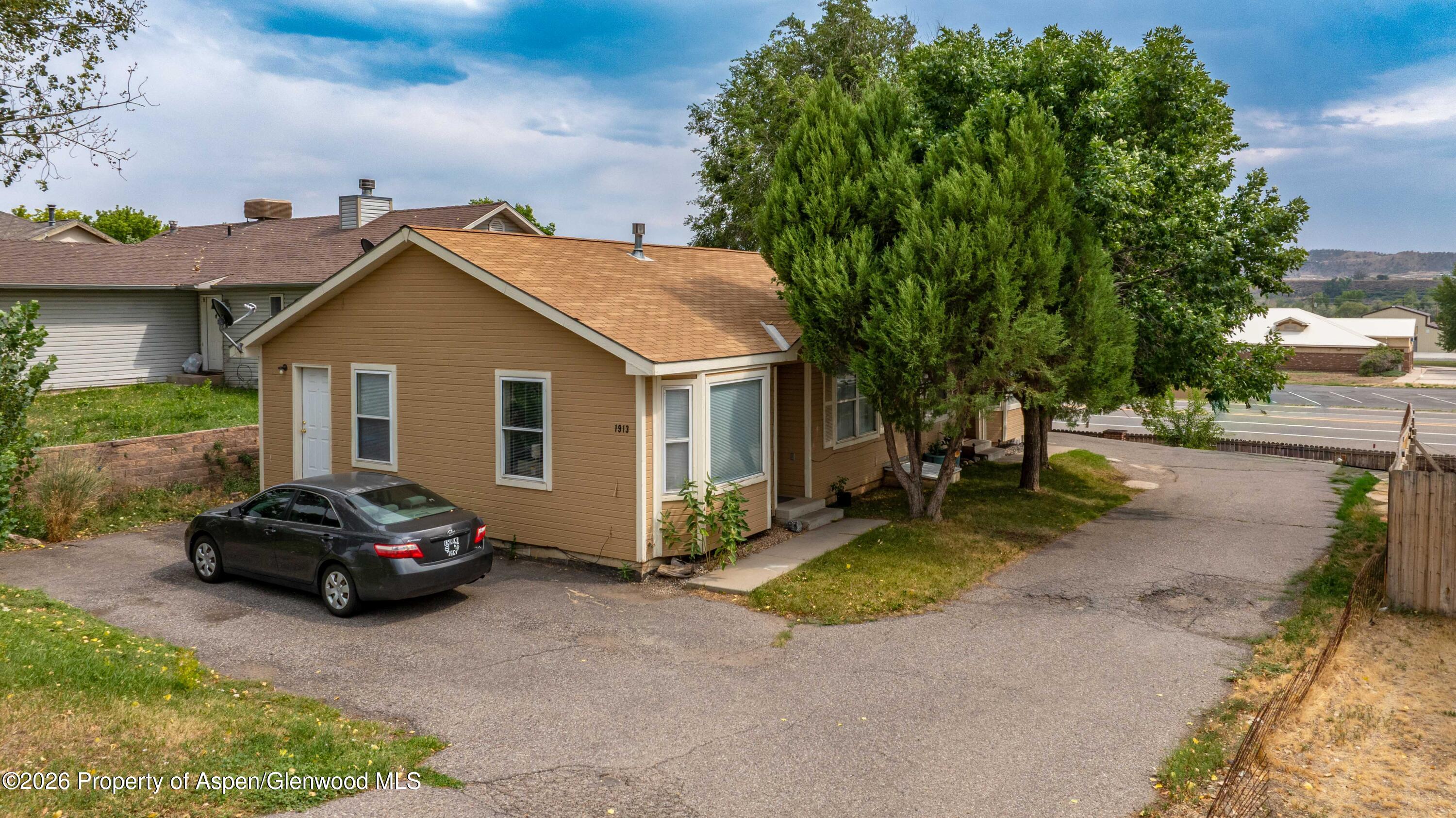 1913/1915 Pioneer Drive Silt CO 81652