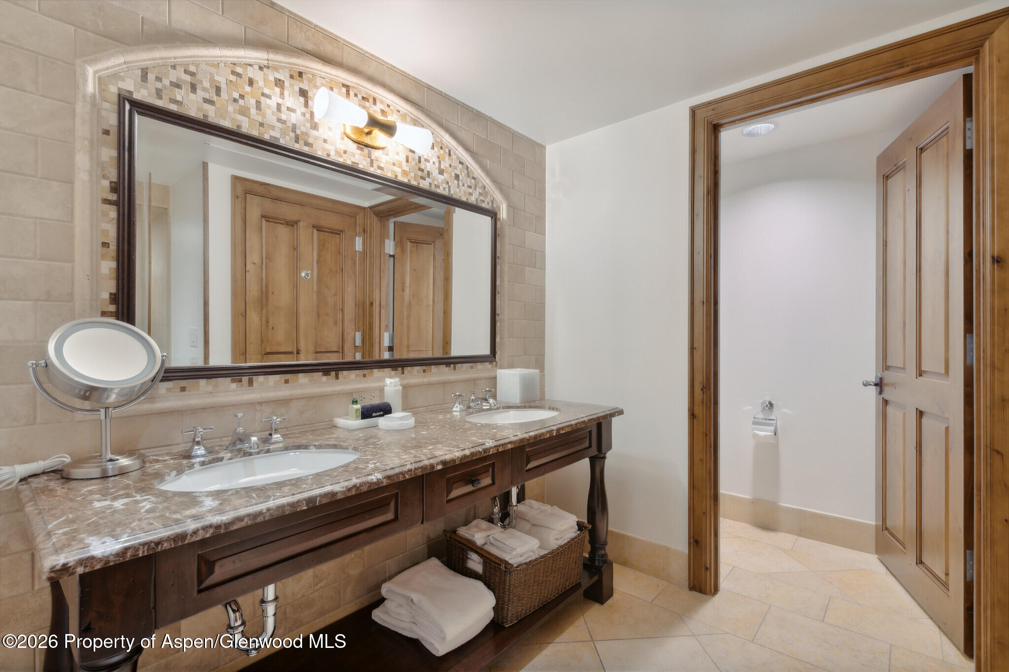 415 E Dean St, Unit 42, Wks 26 & 27 Aspen CO 81611