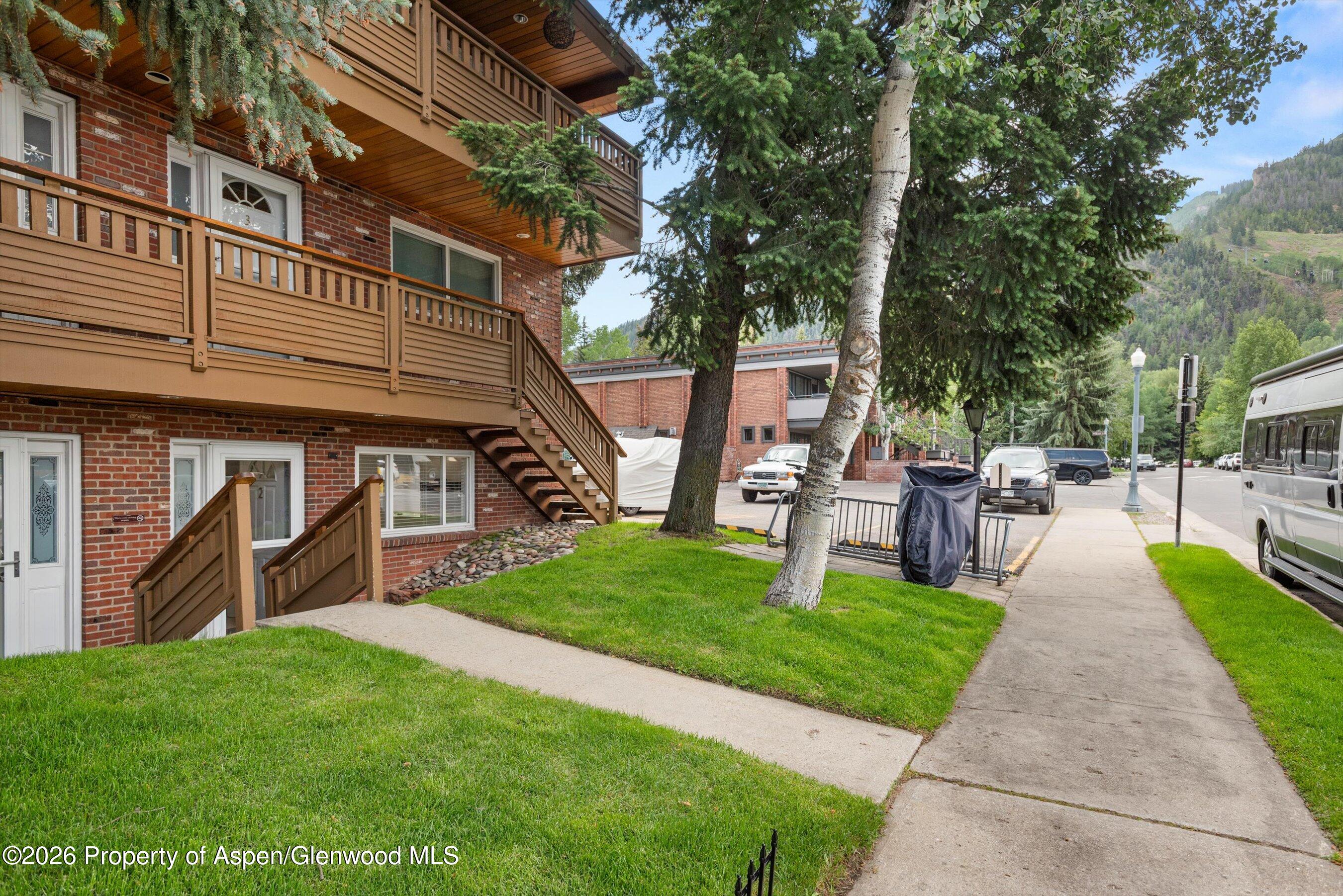 805 E Cooper Avenue Aspen CO 81611