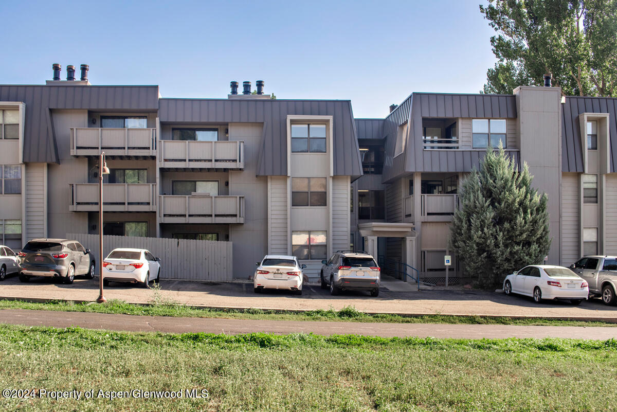 1527 Blake Avenue Glenwood Springs CO 81601