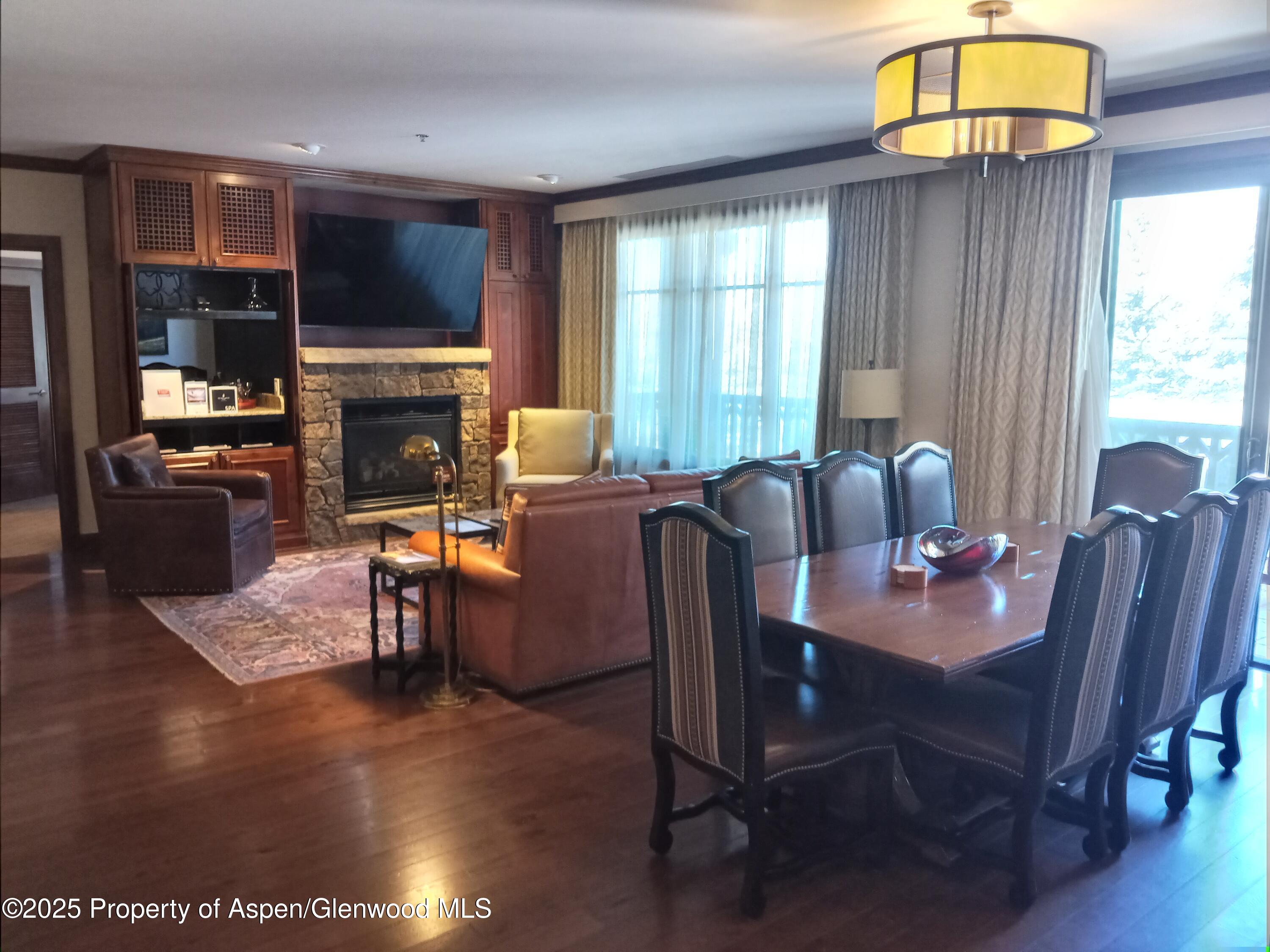 197 Prospector Road Aspen CO 81611