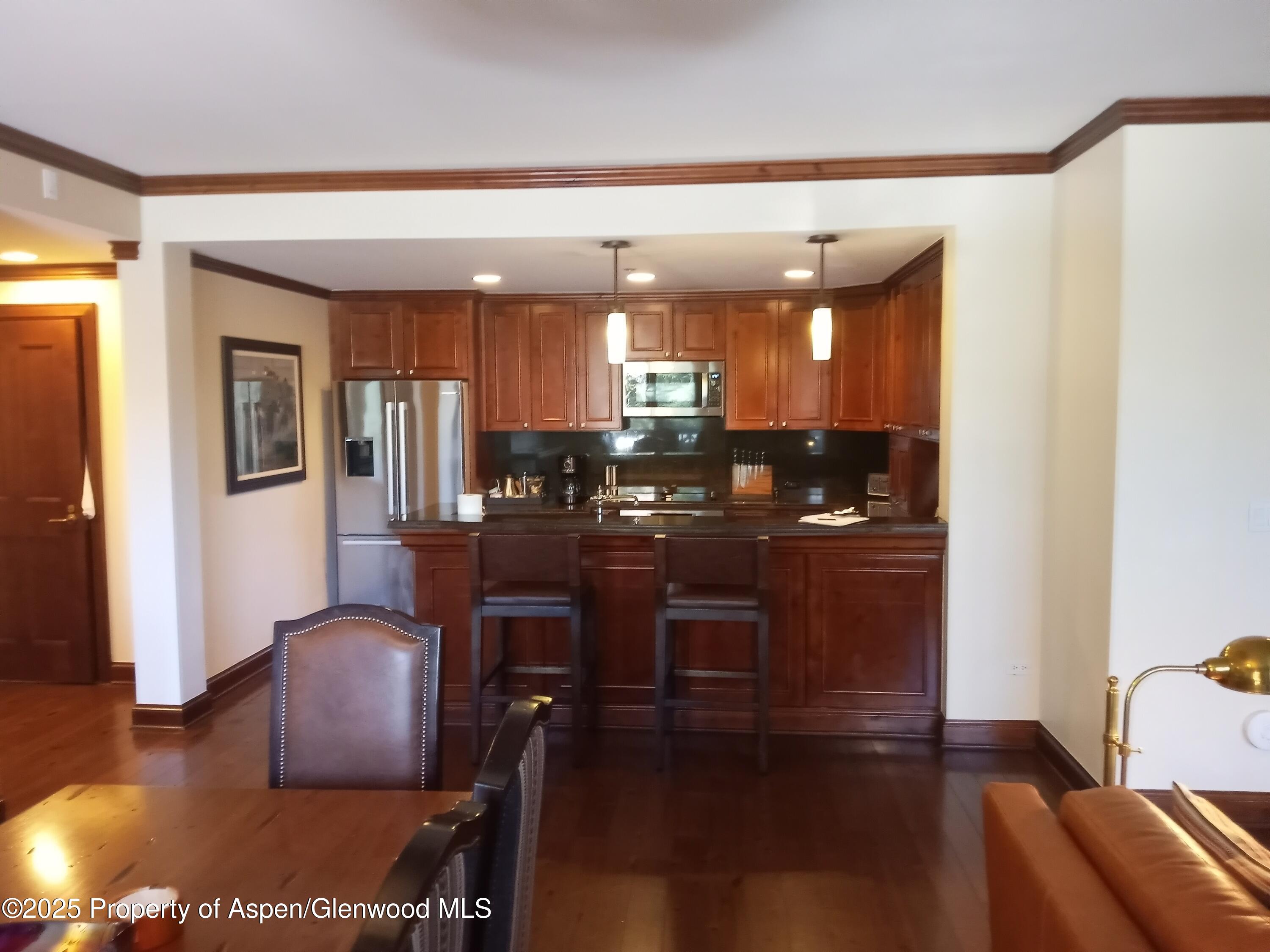 197 Prospector Road Aspen CO 81611