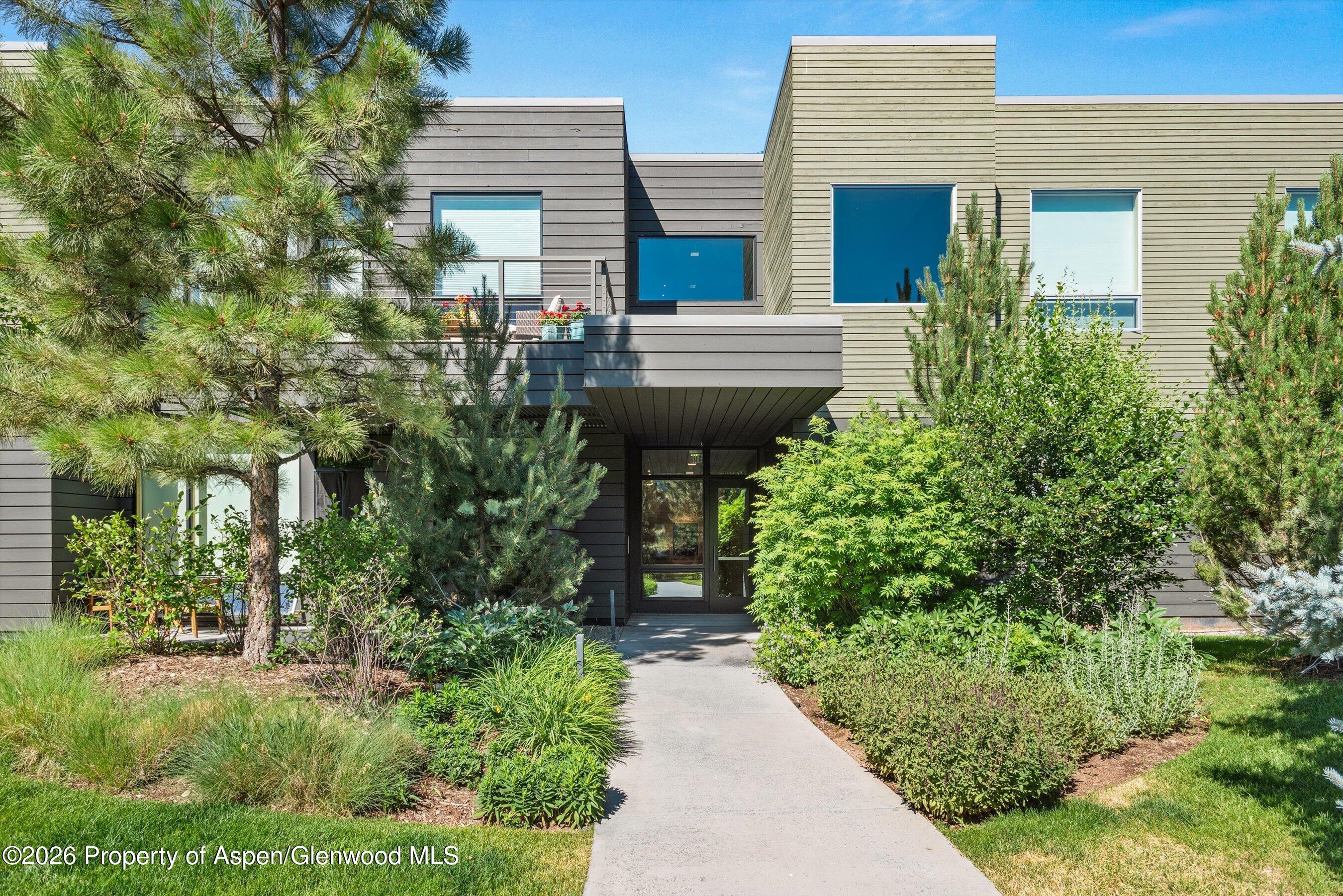 Basalt CO, 101 Willits Way, Unit 205