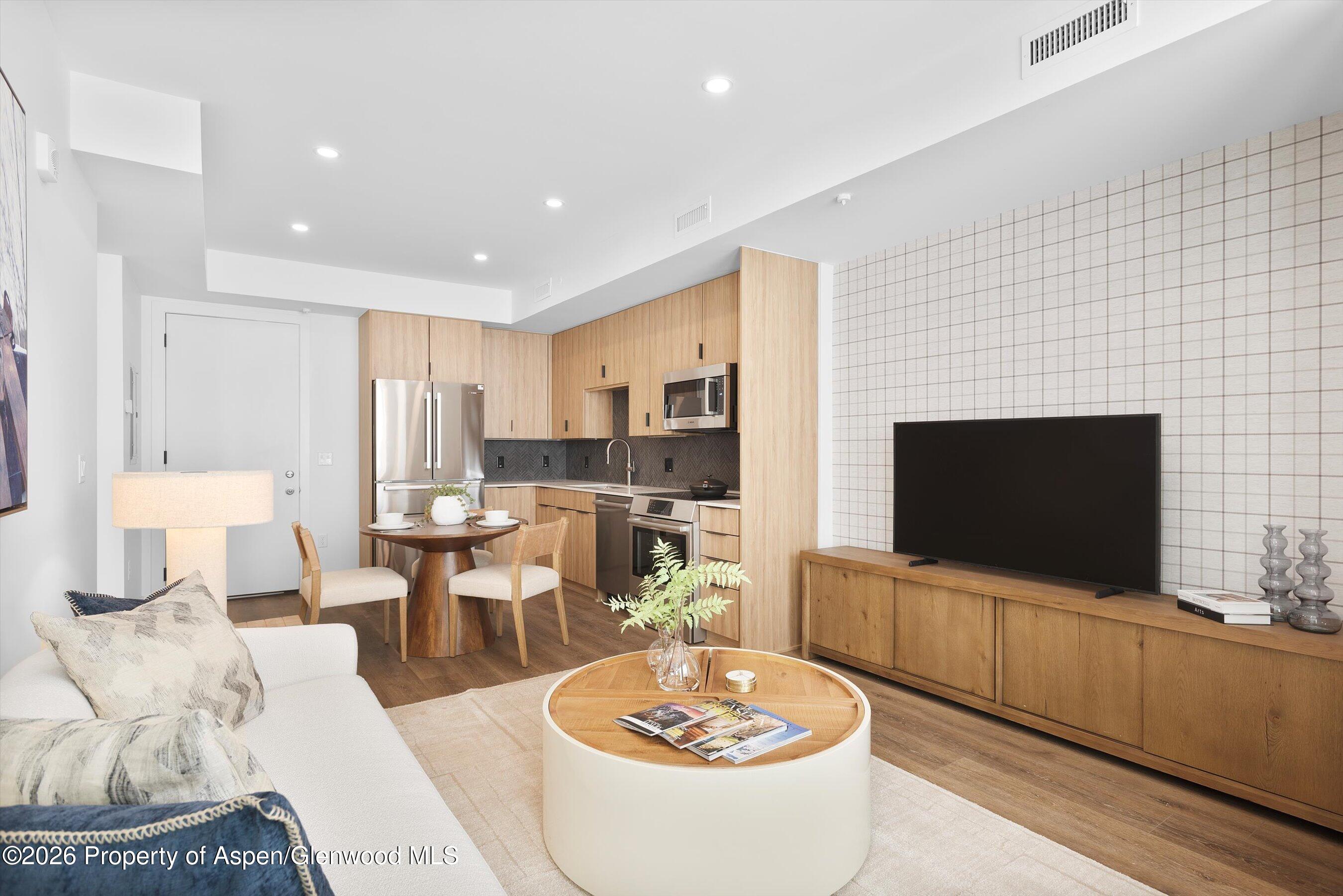 Basalt CO, 140 Basalt Center Circle, Unit 221