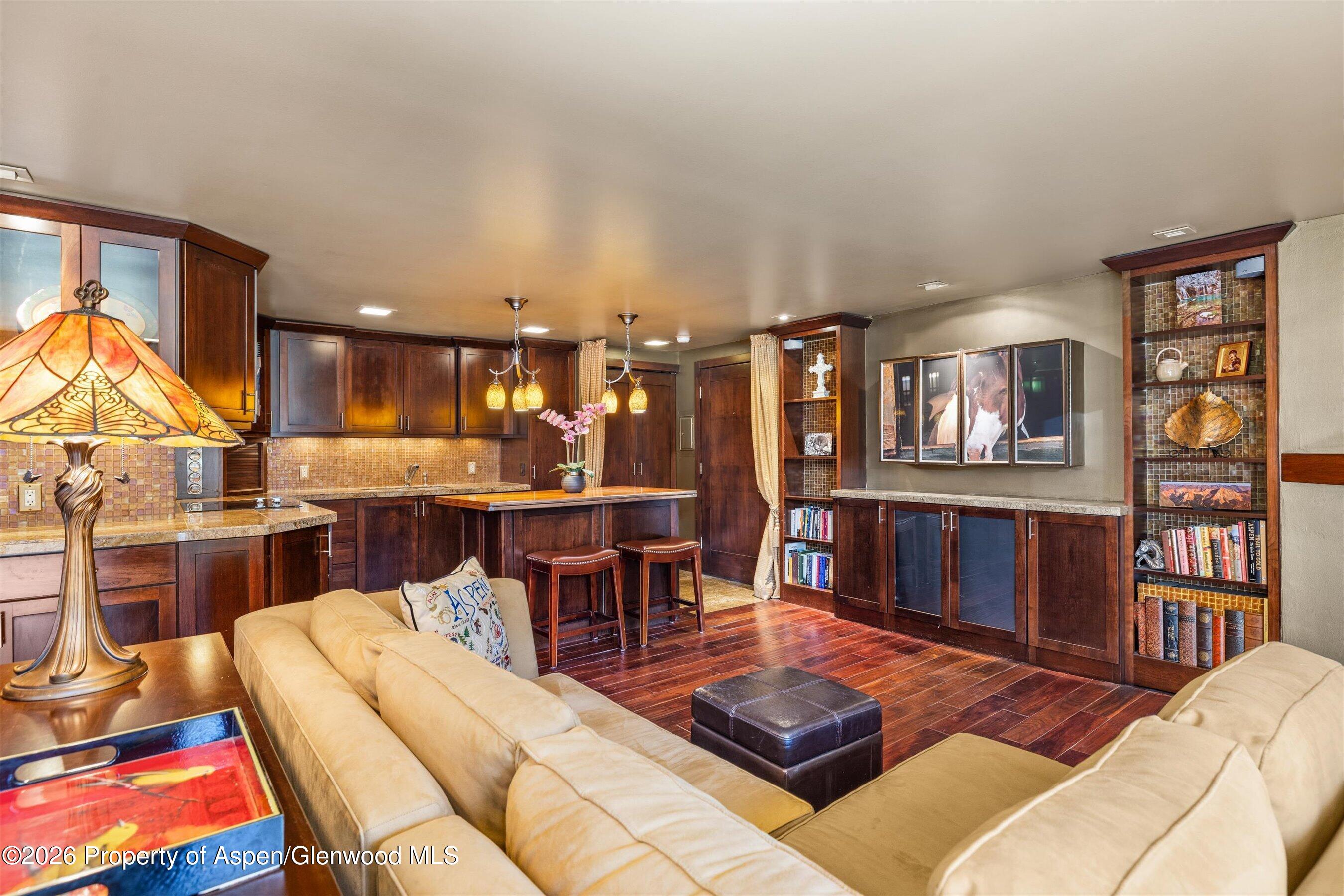935 E Hopkins Avenue Aspen CO 81611
