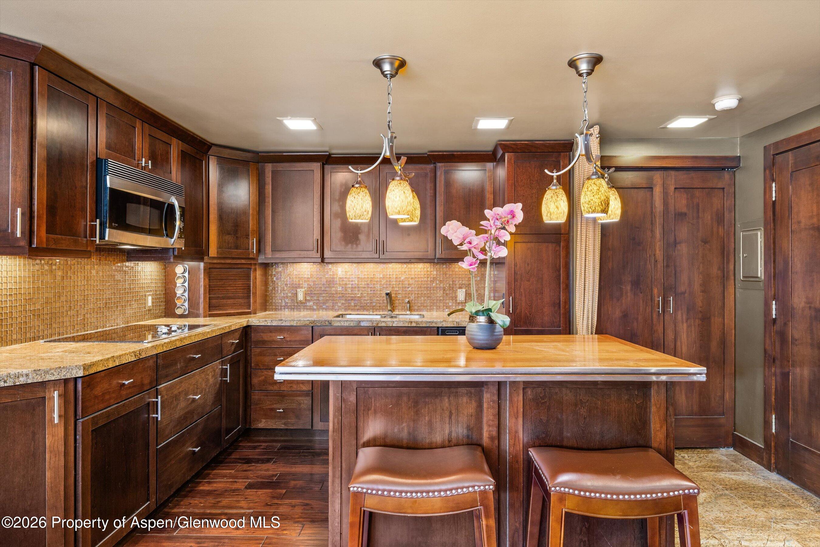 935 E Hopkins Avenue Aspen CO 81611