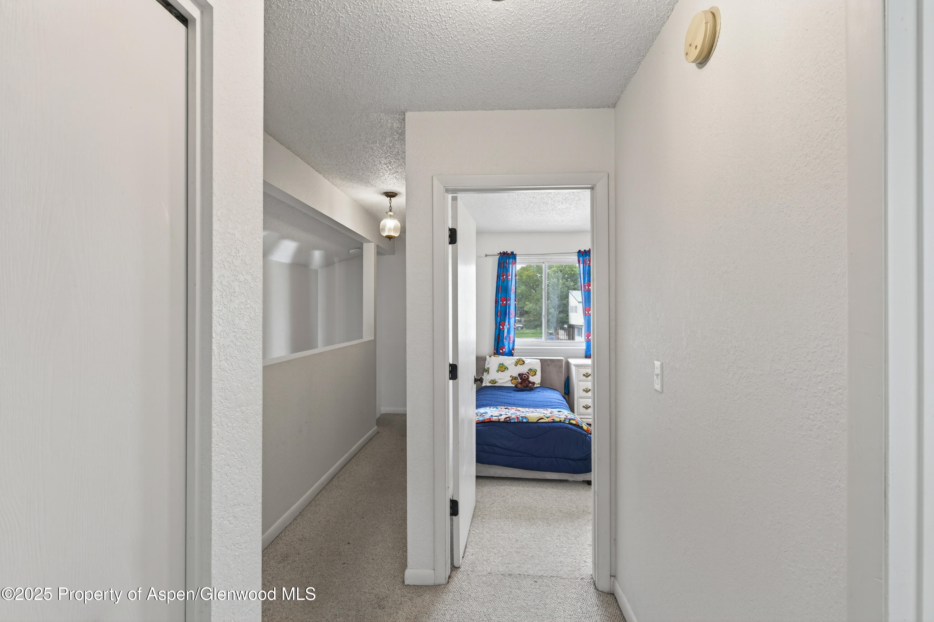 2409 24th Place Rifle CO 81650