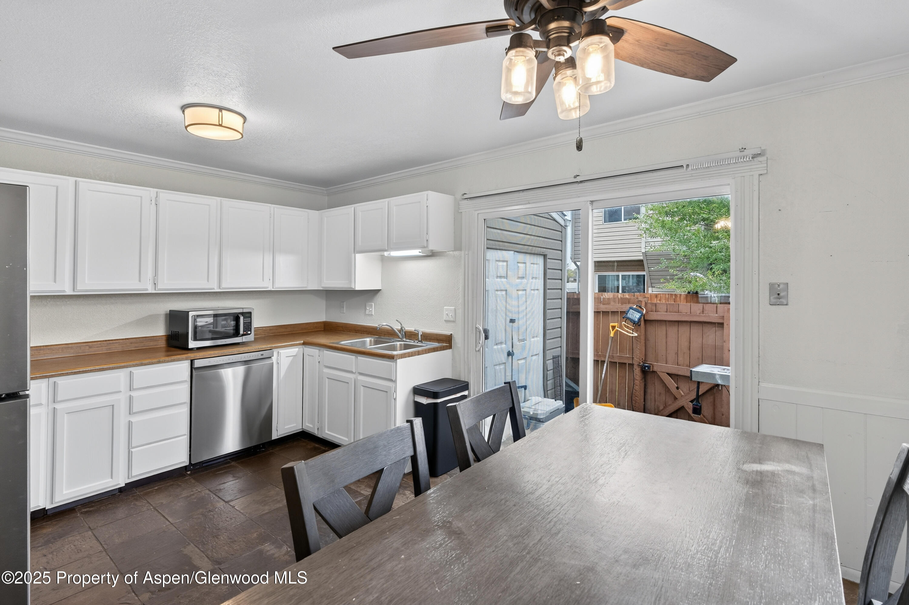 2409 24th Place Rifle CO 81650