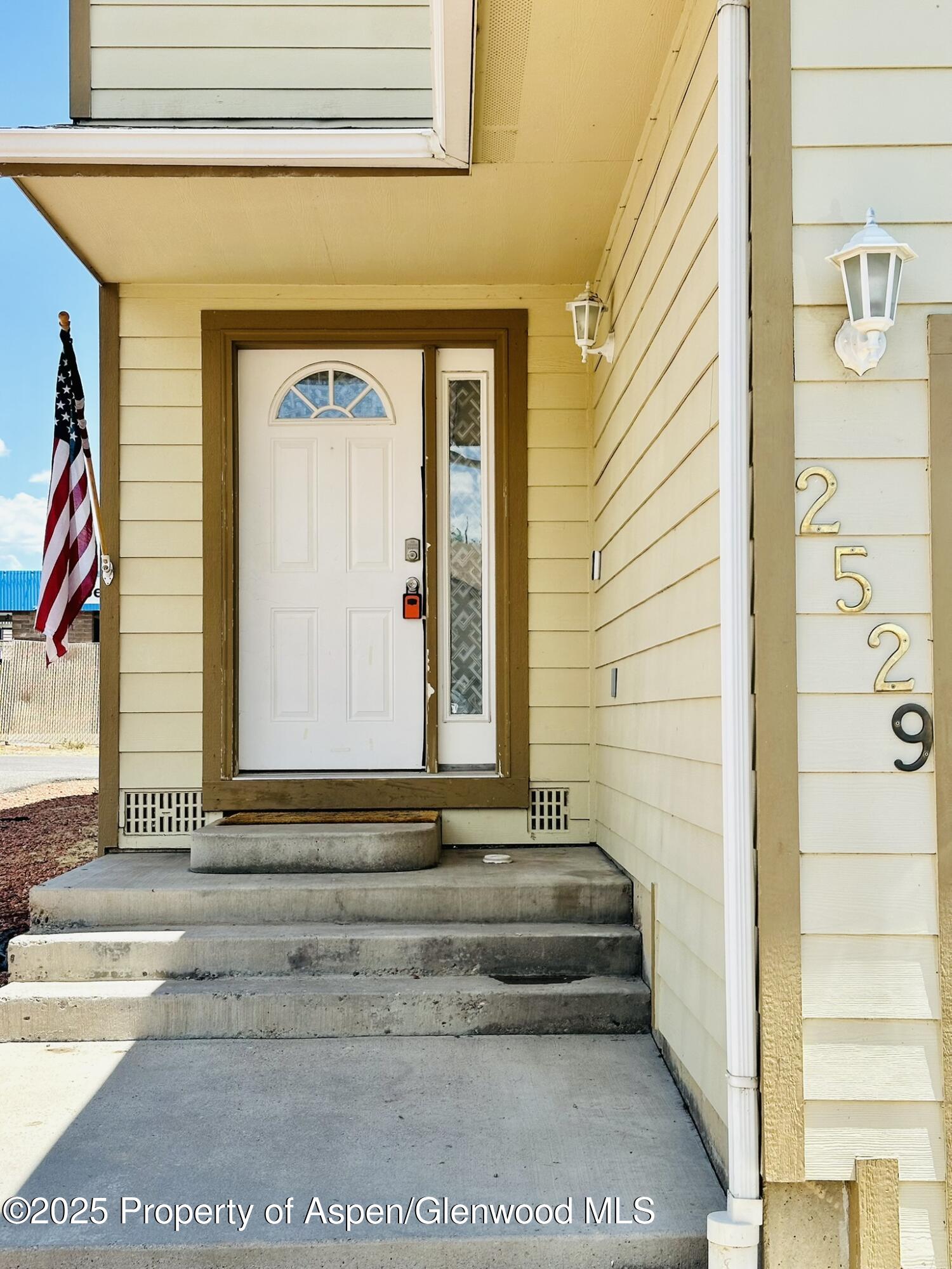 2529 Meadow Circle Rifle CO 81650