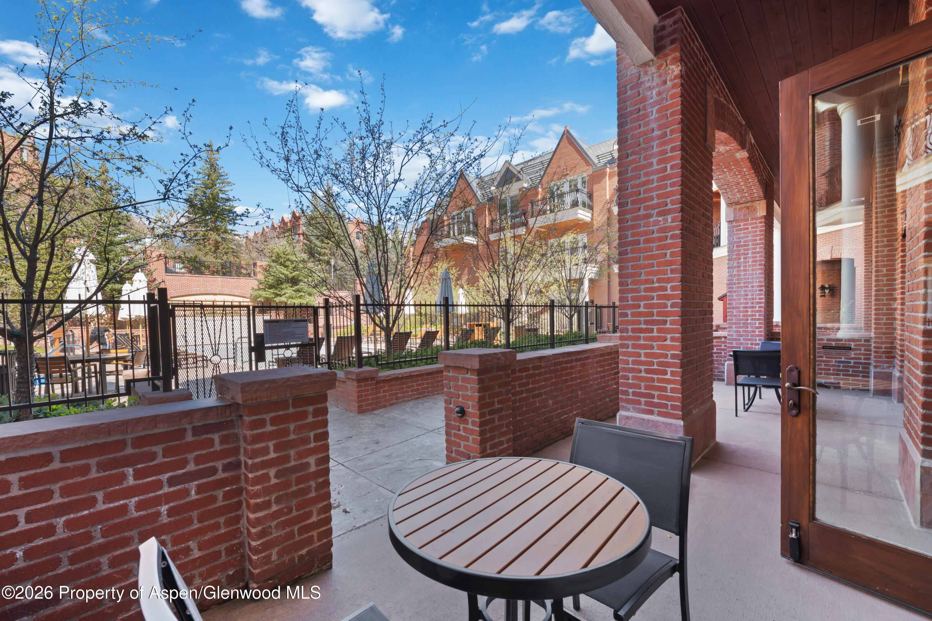 415 E Dean St, Unit 6, Week 11 Aspen CO 81611