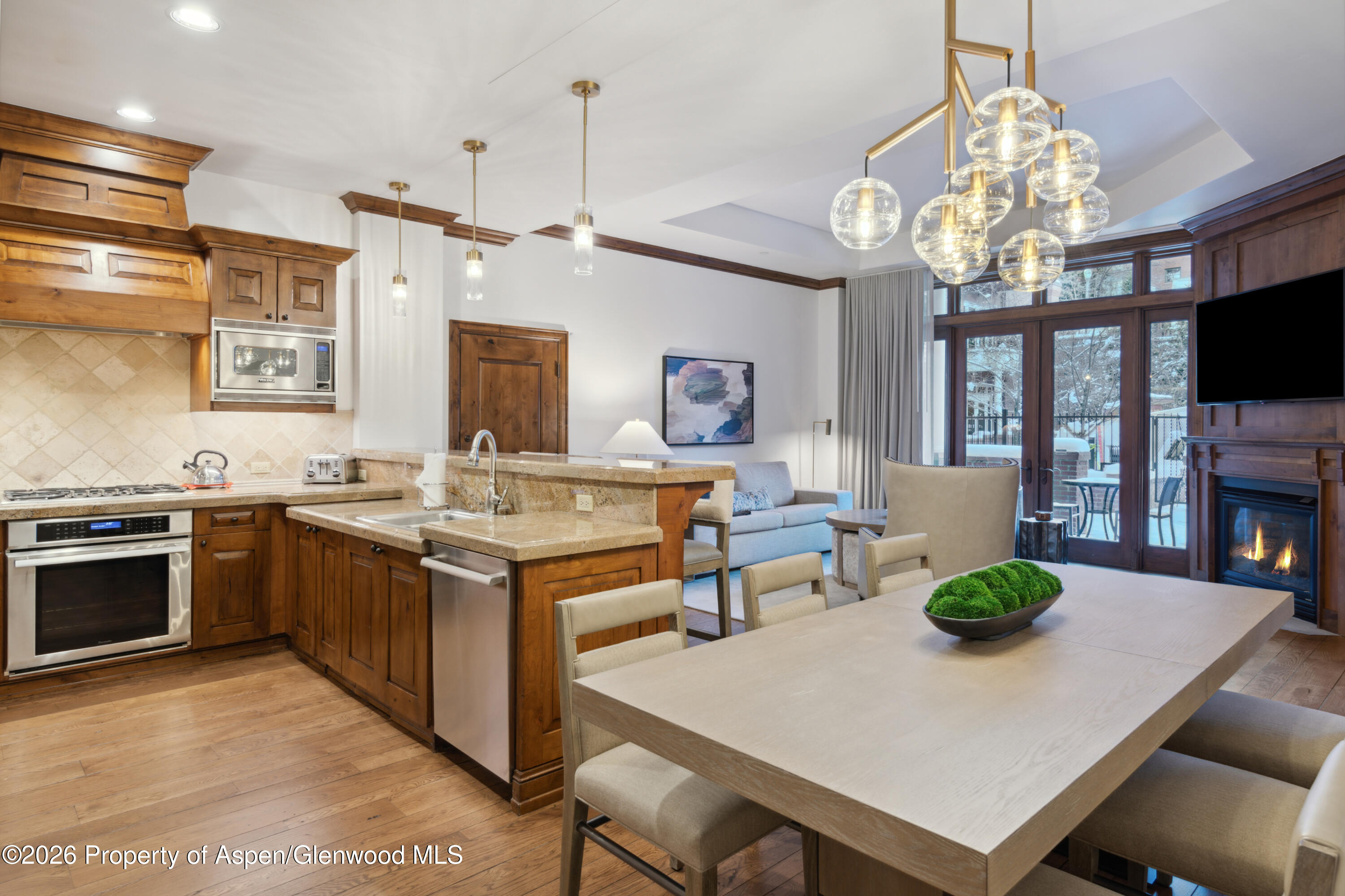 415 E Dean St, Unit 6, Week 11 Aspen CO 81611