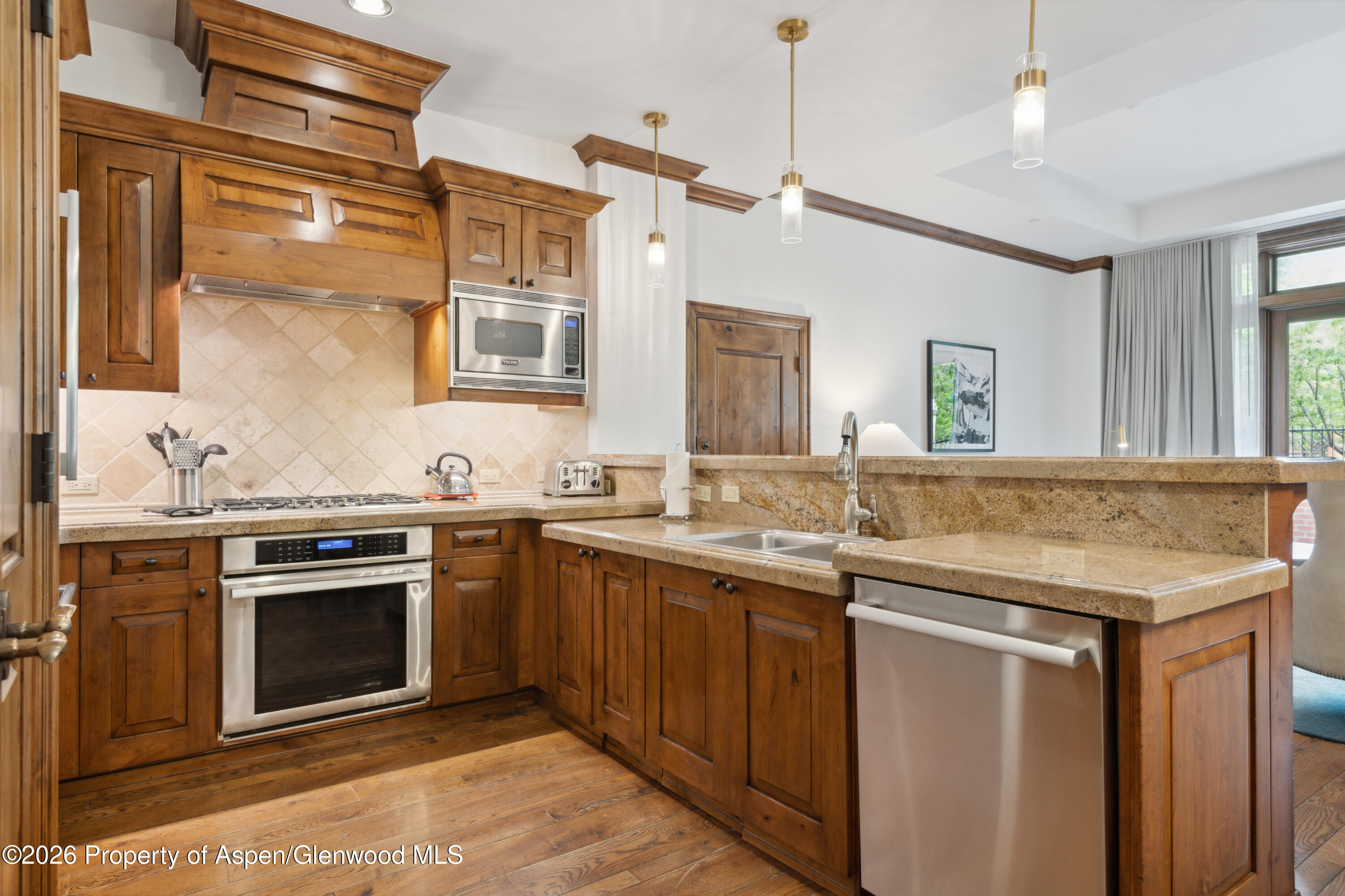 415 E Dean St, Unit 6, Week 11 Aspen CO 81611