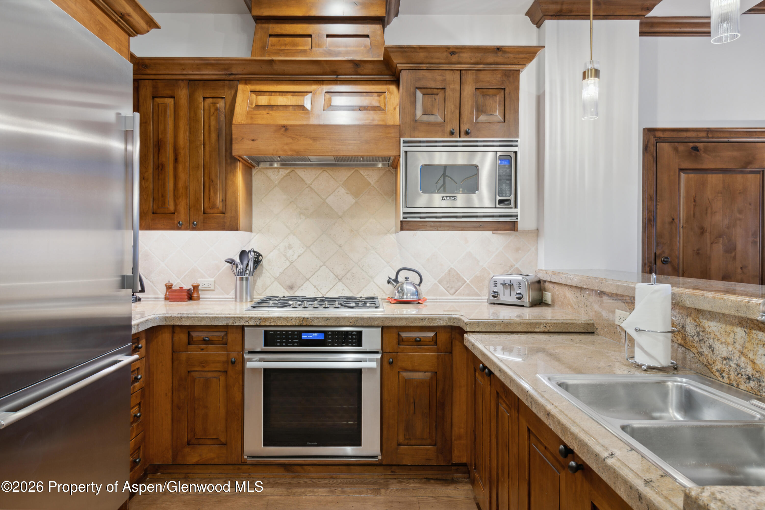 415 E Dean St, Unit 6, Week 11 Aspen CO 81611