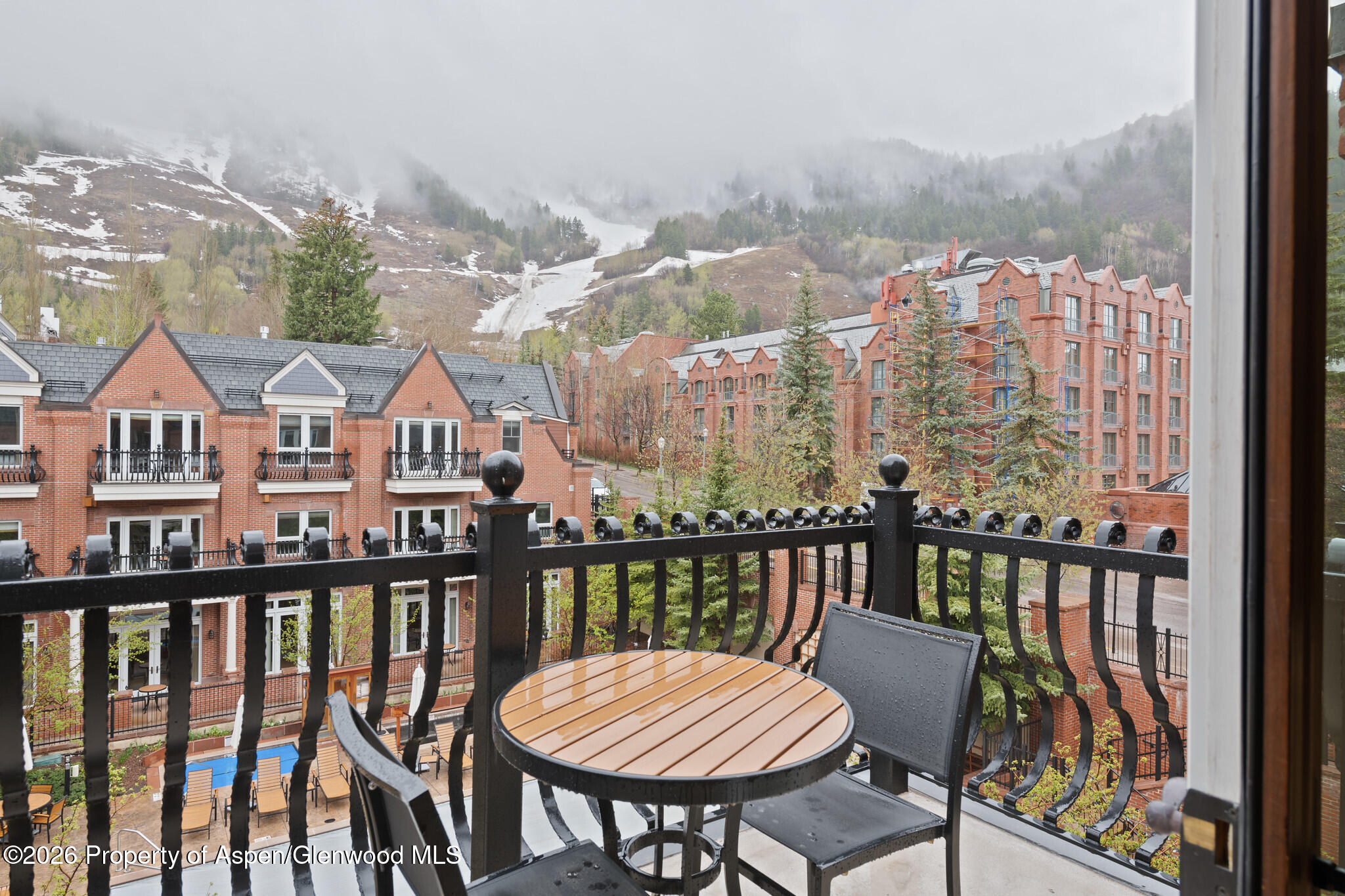 415 E Dean St., Unit 26, Week 33 Aspen CO 81611
