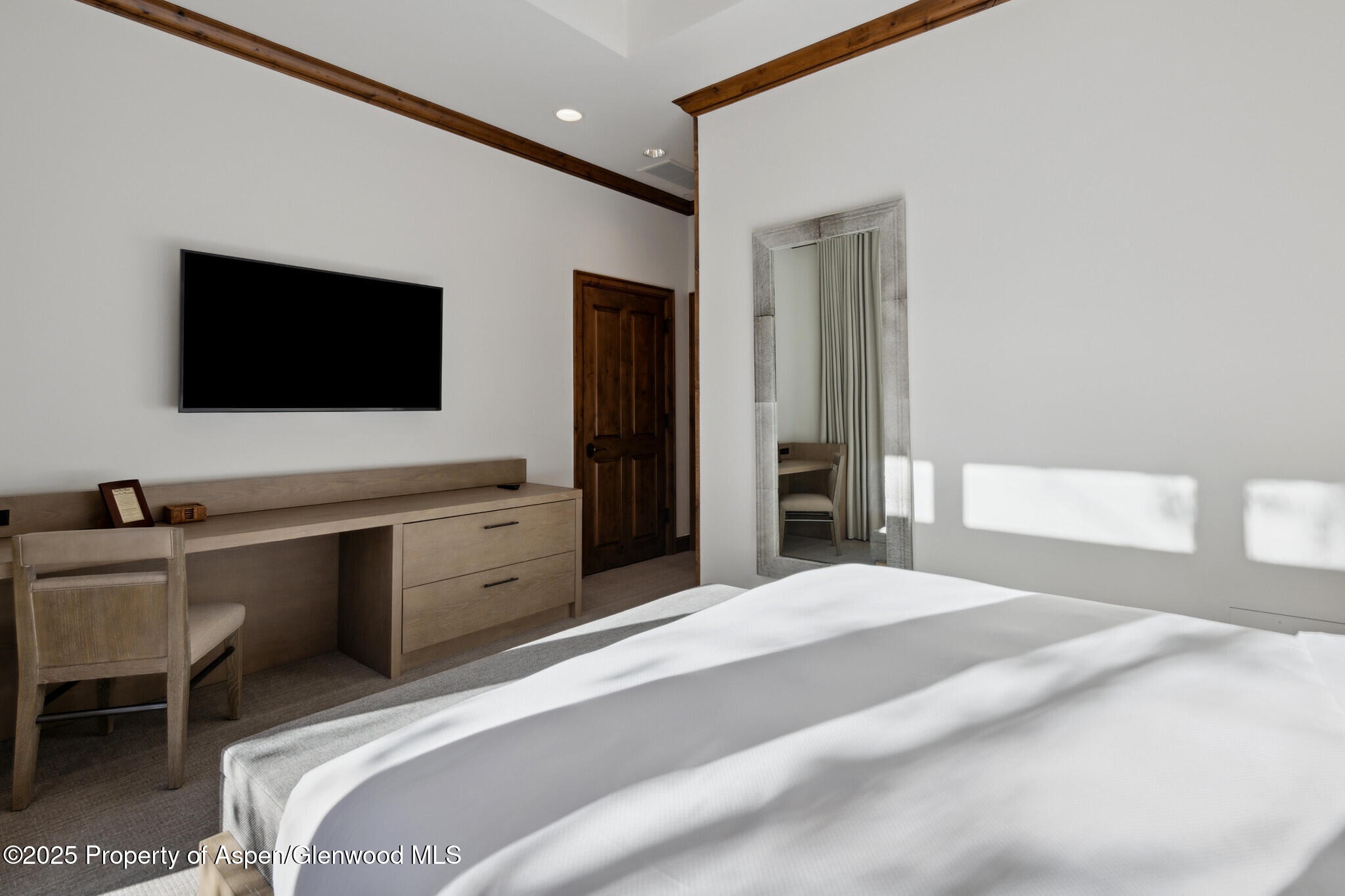 415 E Dean Street, Unit 4, Week 32 Aspen CO 81611