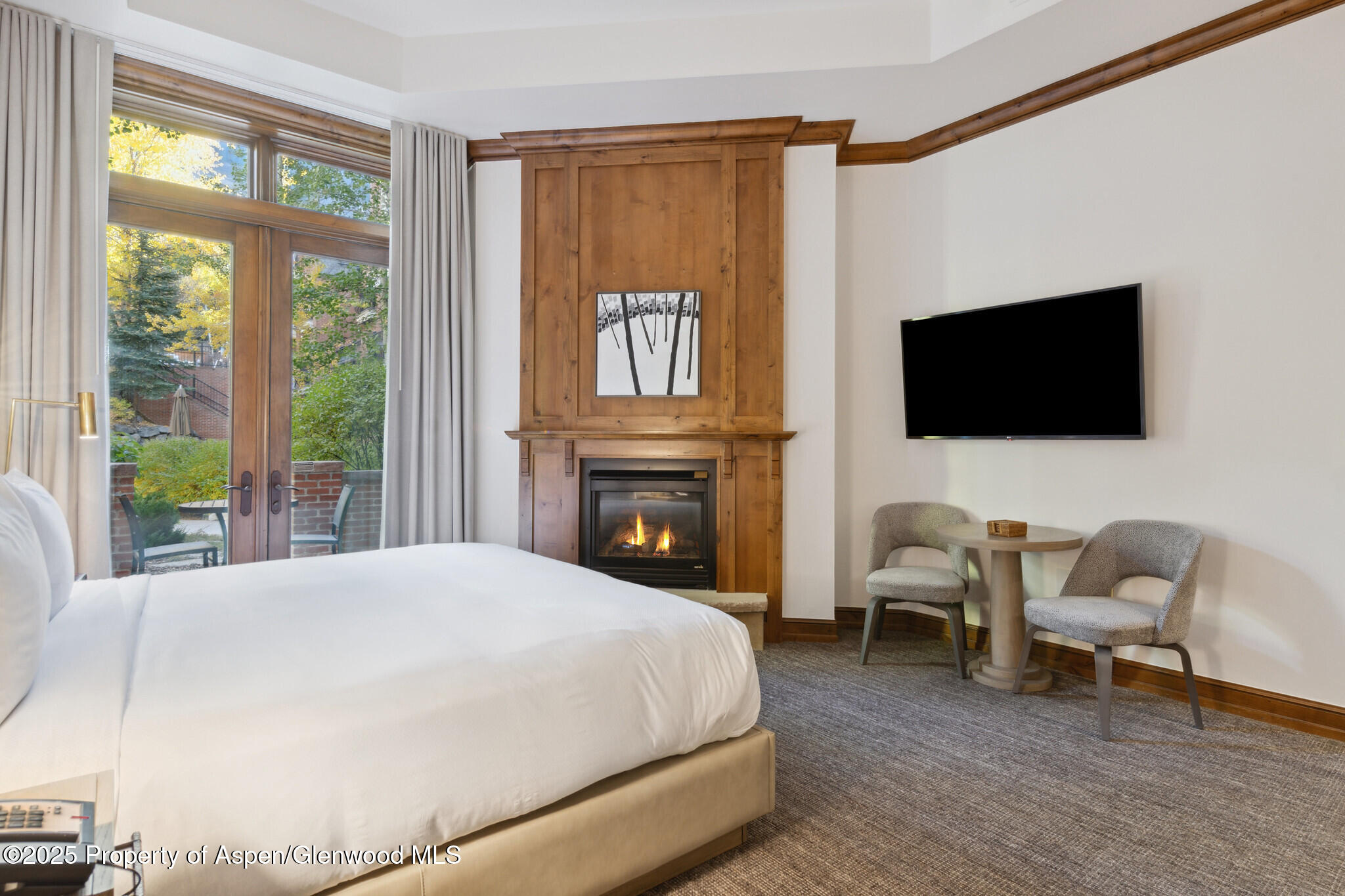 415 E Dean Street, Unit 4, Week 32 Aspen CO 81611