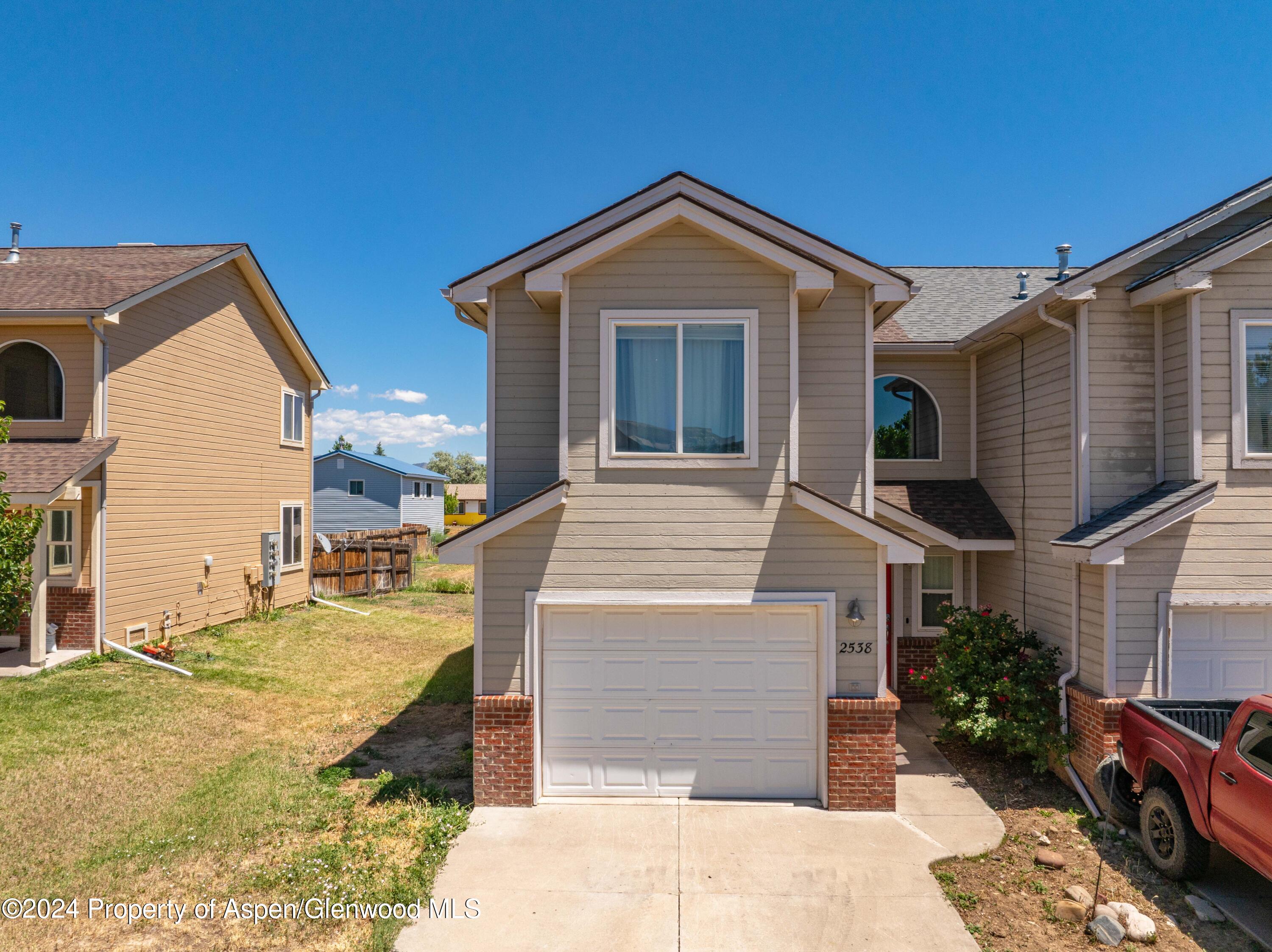 2538 Howard Avenue Rifle CO 81650