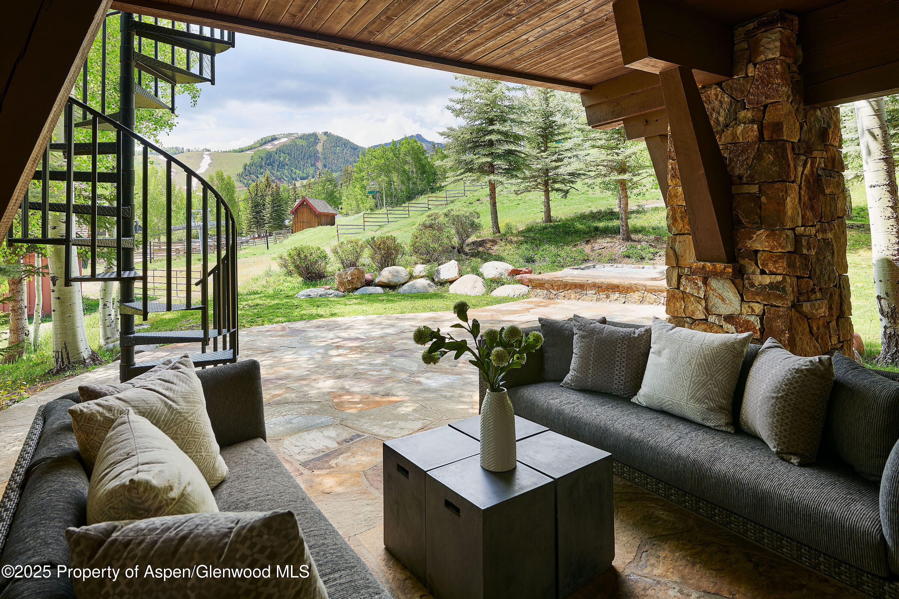 611 Oregon Trail Aspen CO 81611