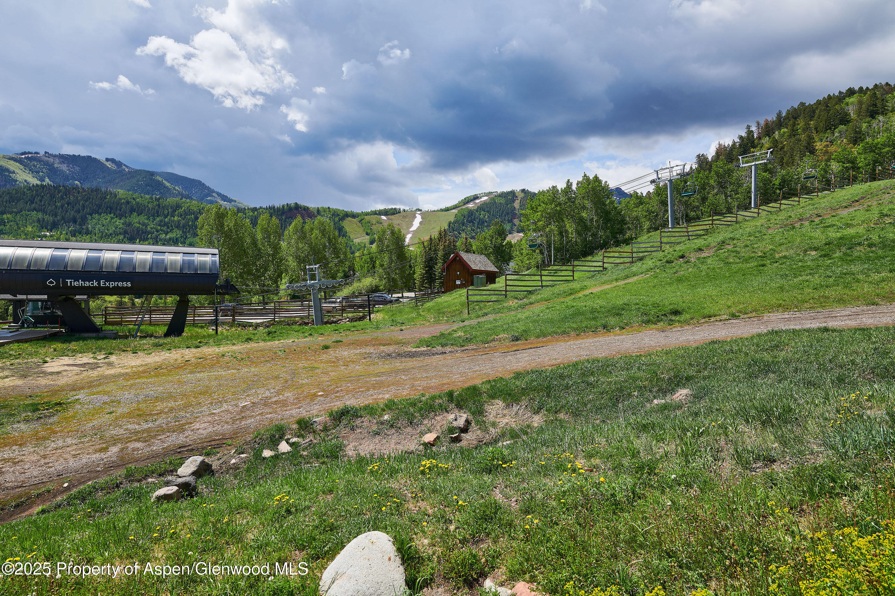 611 Oregon Trail Aspen CO 81611