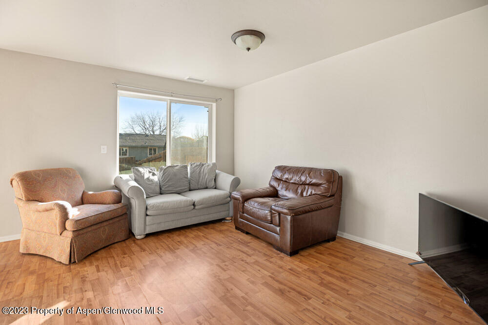 2454 Howard Avenue Rifle CO 81650