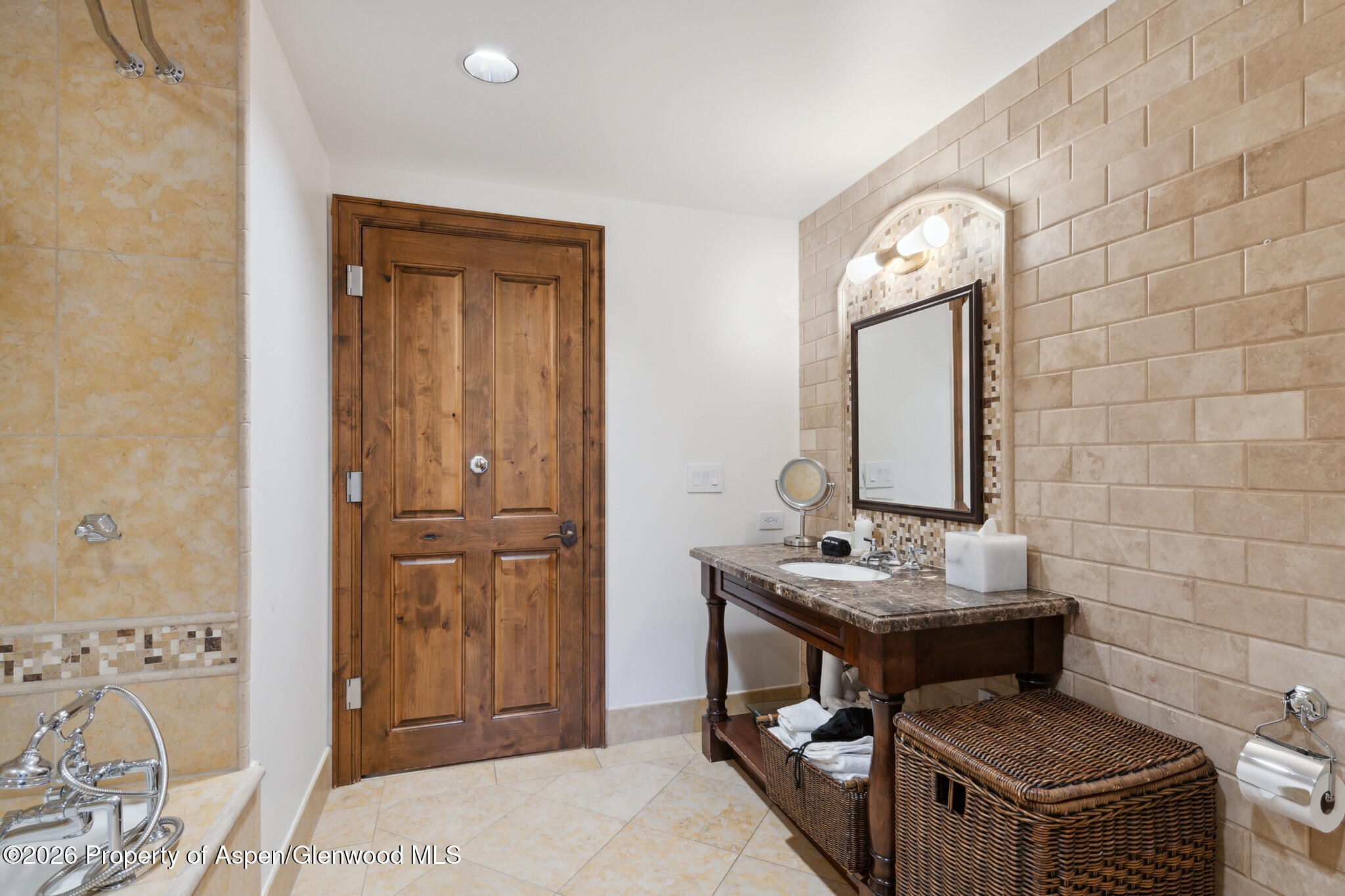 415 E Dean St., Unit 35, Week 30 Aspen CO 81611