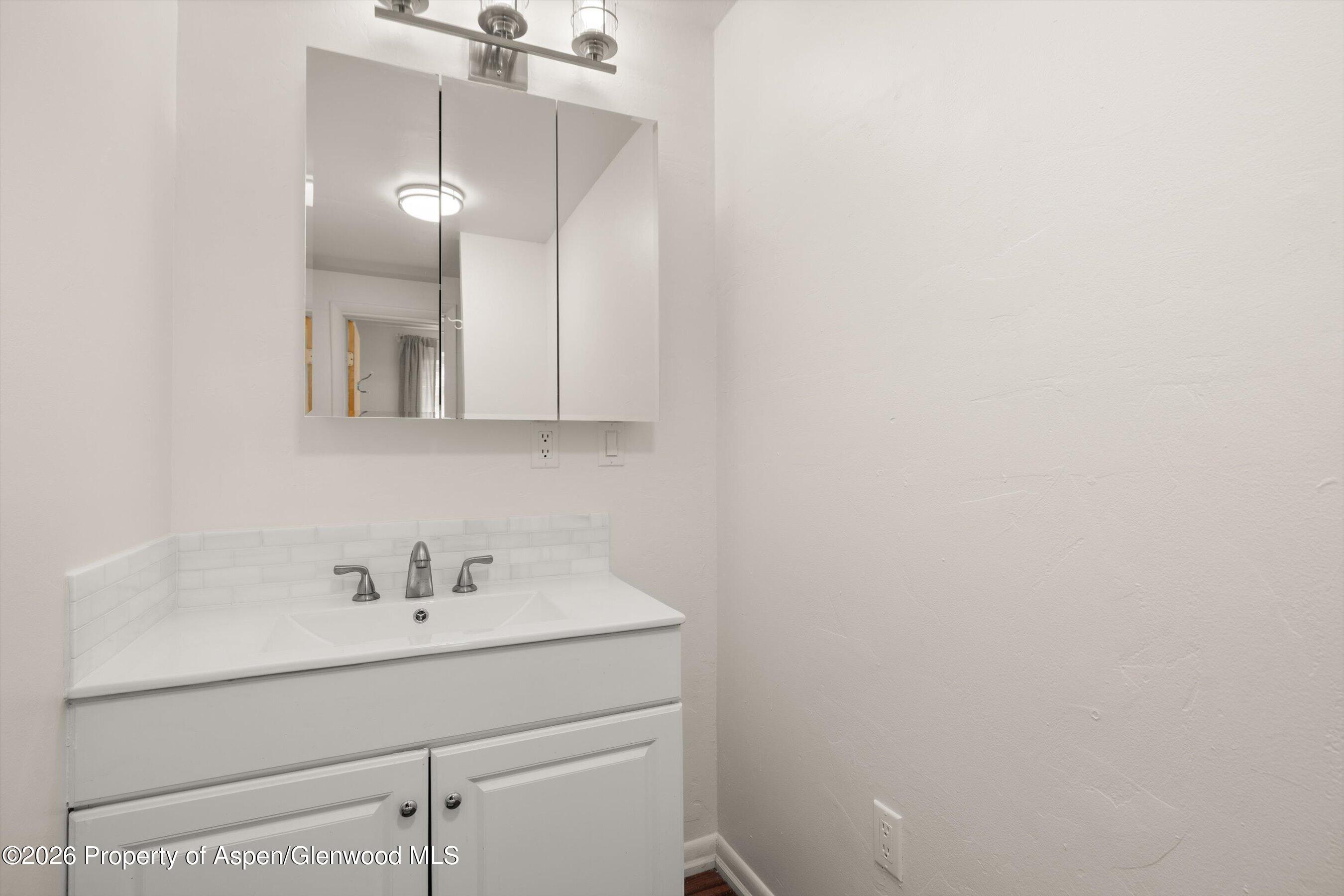 372 S 8th Street Carbondale CO 81623