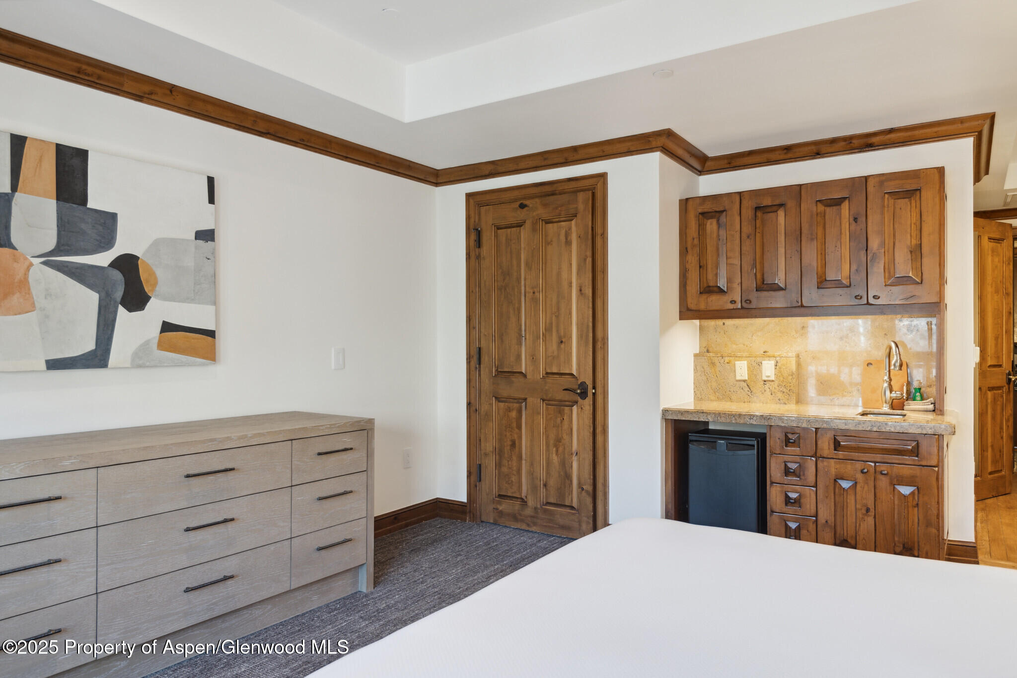 415 E Dean St, #35, Week 35 Aspen CO 81611