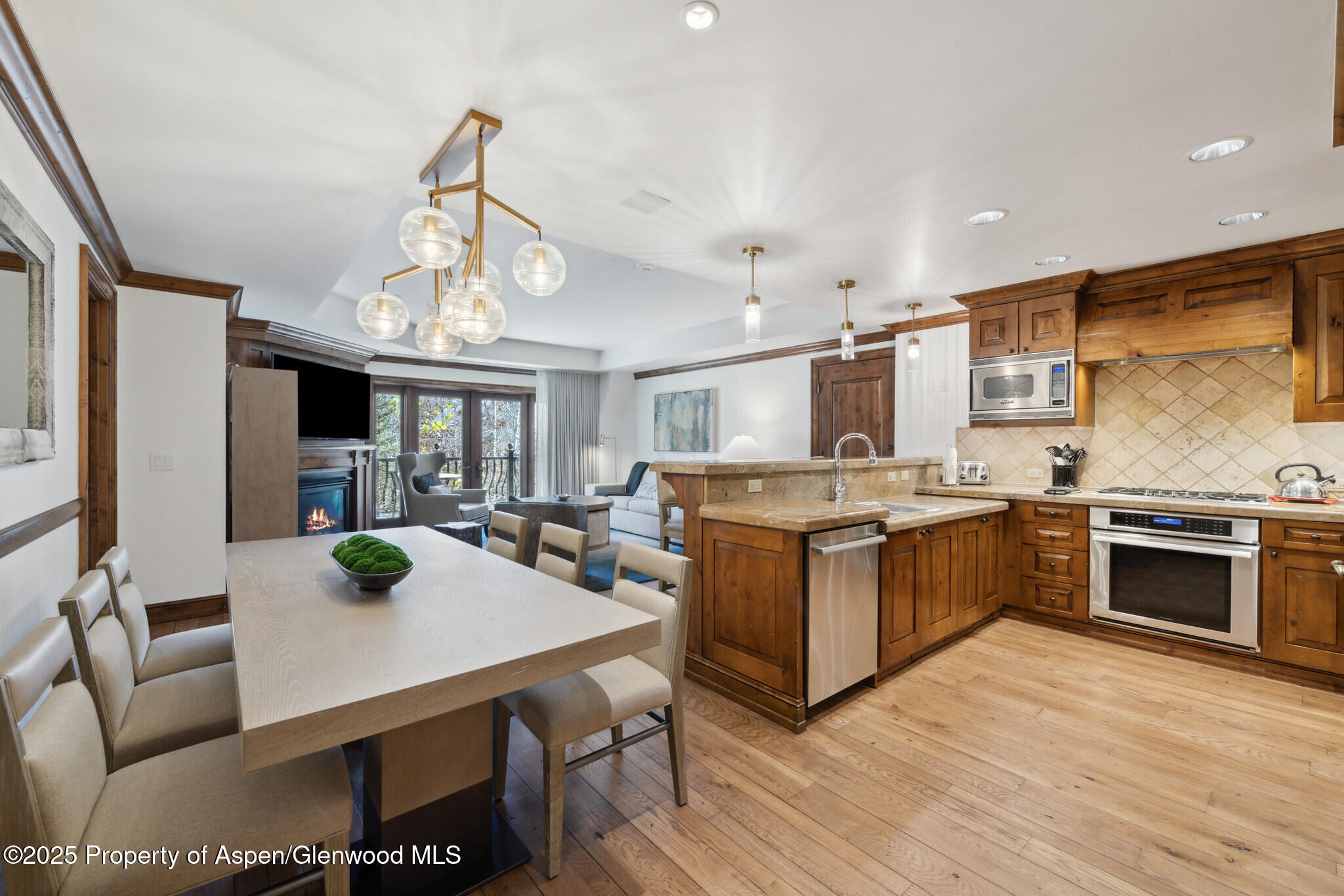 415 E Dean St, #35, Week 35 Aspen CO 81611