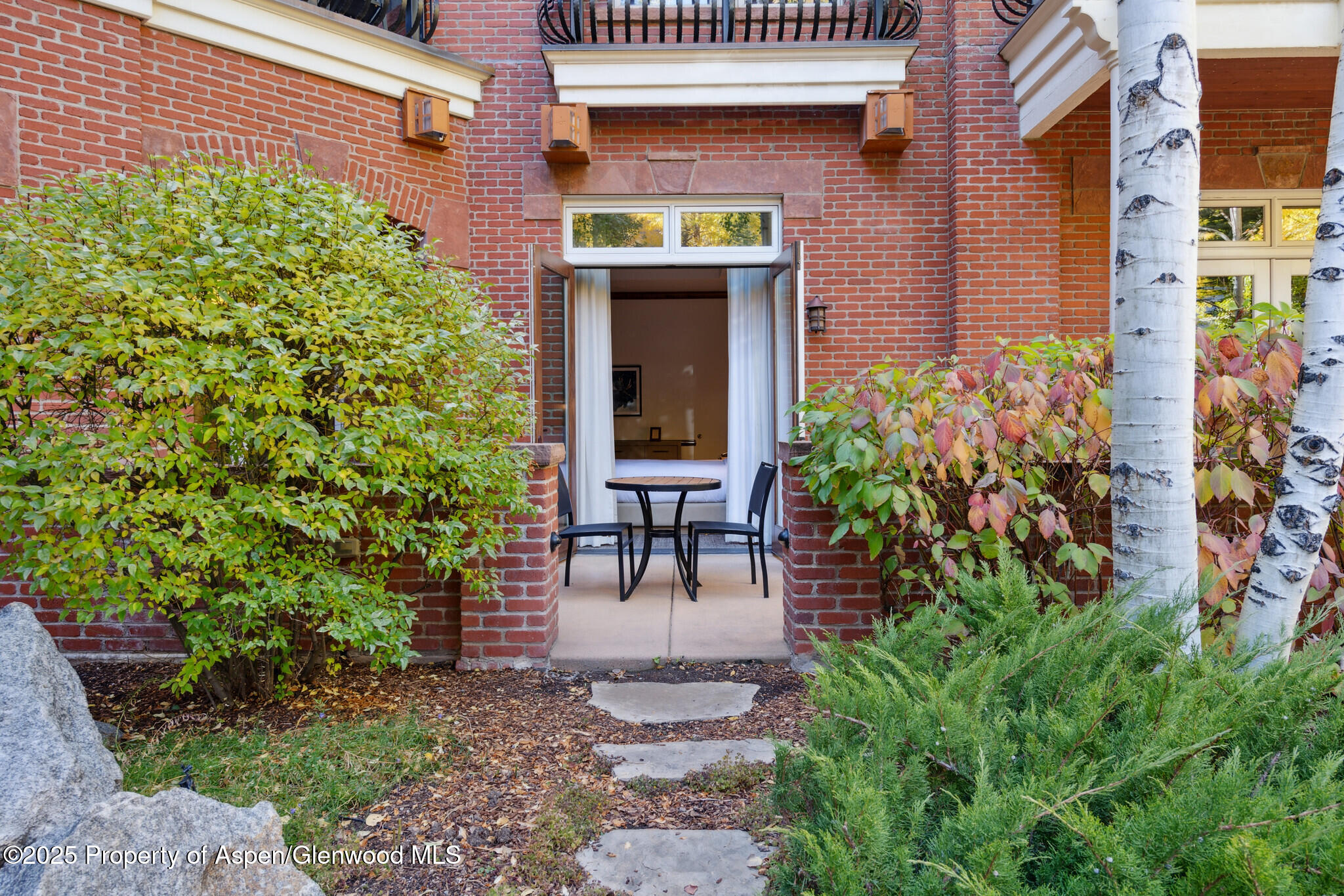 415 E Dean St., Unit 4, Week 32 Aspen CO 81611