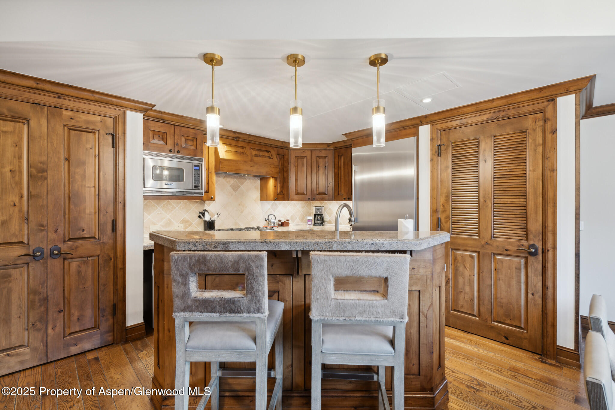 415 E Dean Street, #25, Week 6 Aspen CO 81611