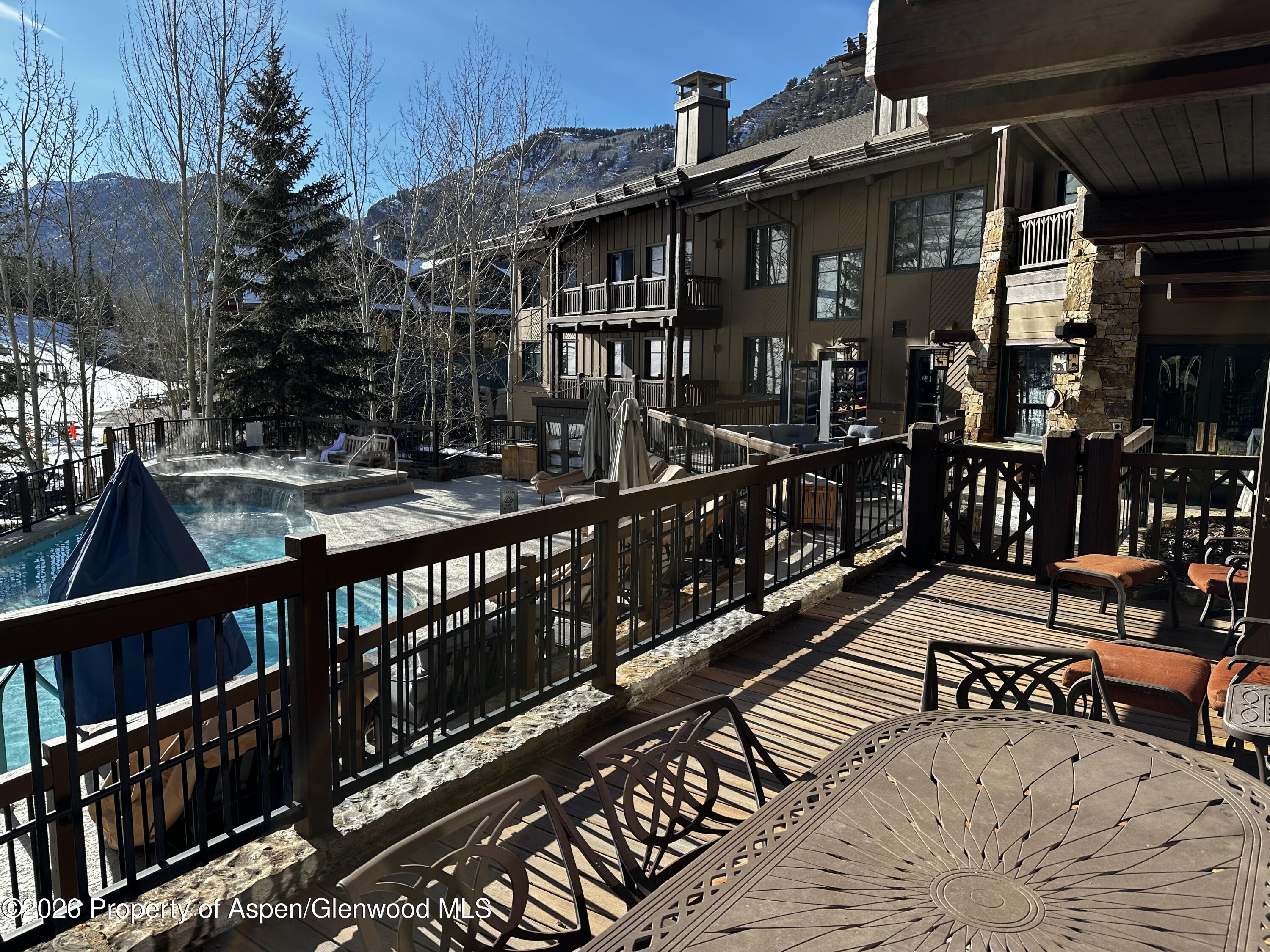 197 Prospector Road Aspen CO 81611