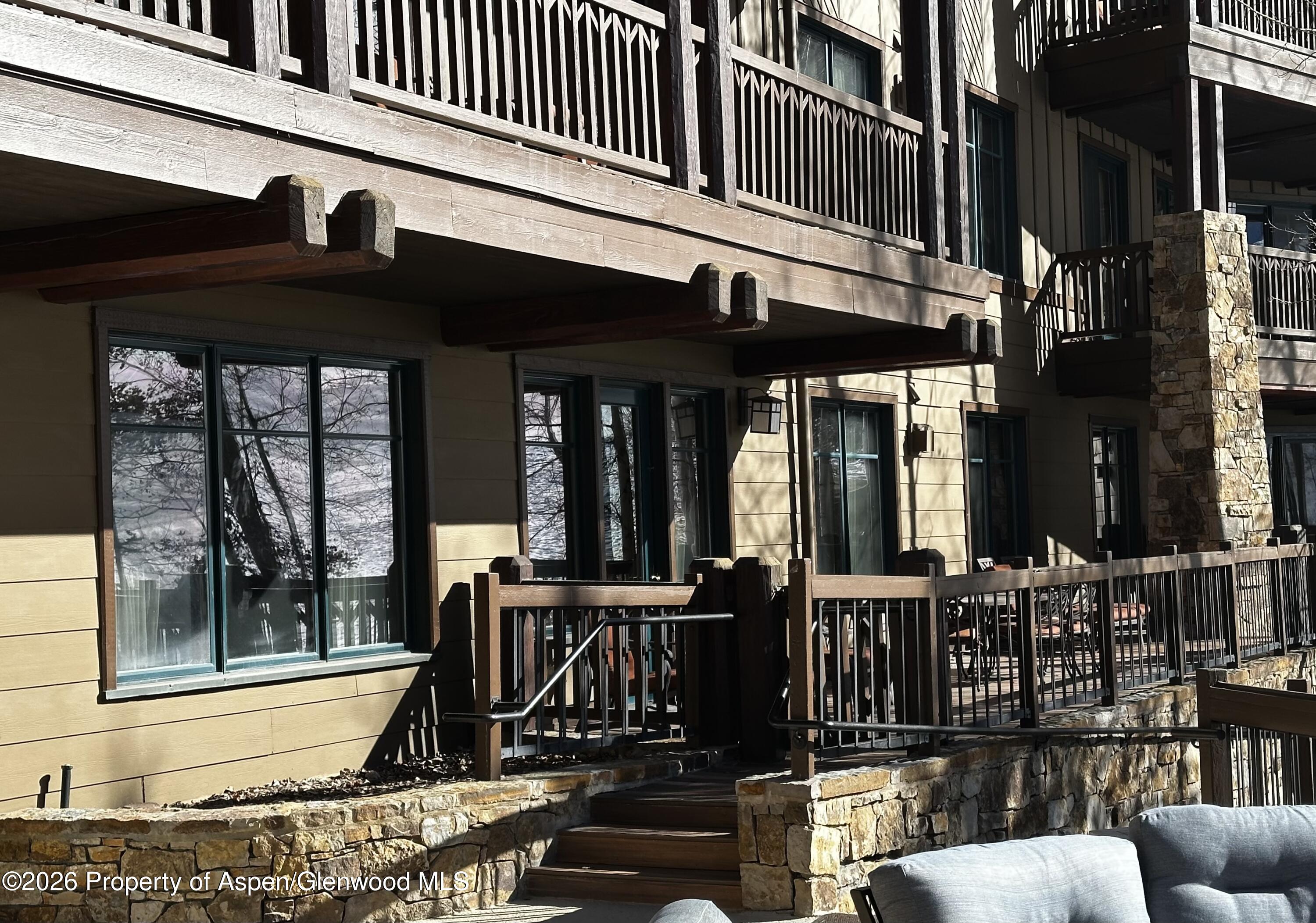 197 Prospector Road Aspen CO 81611