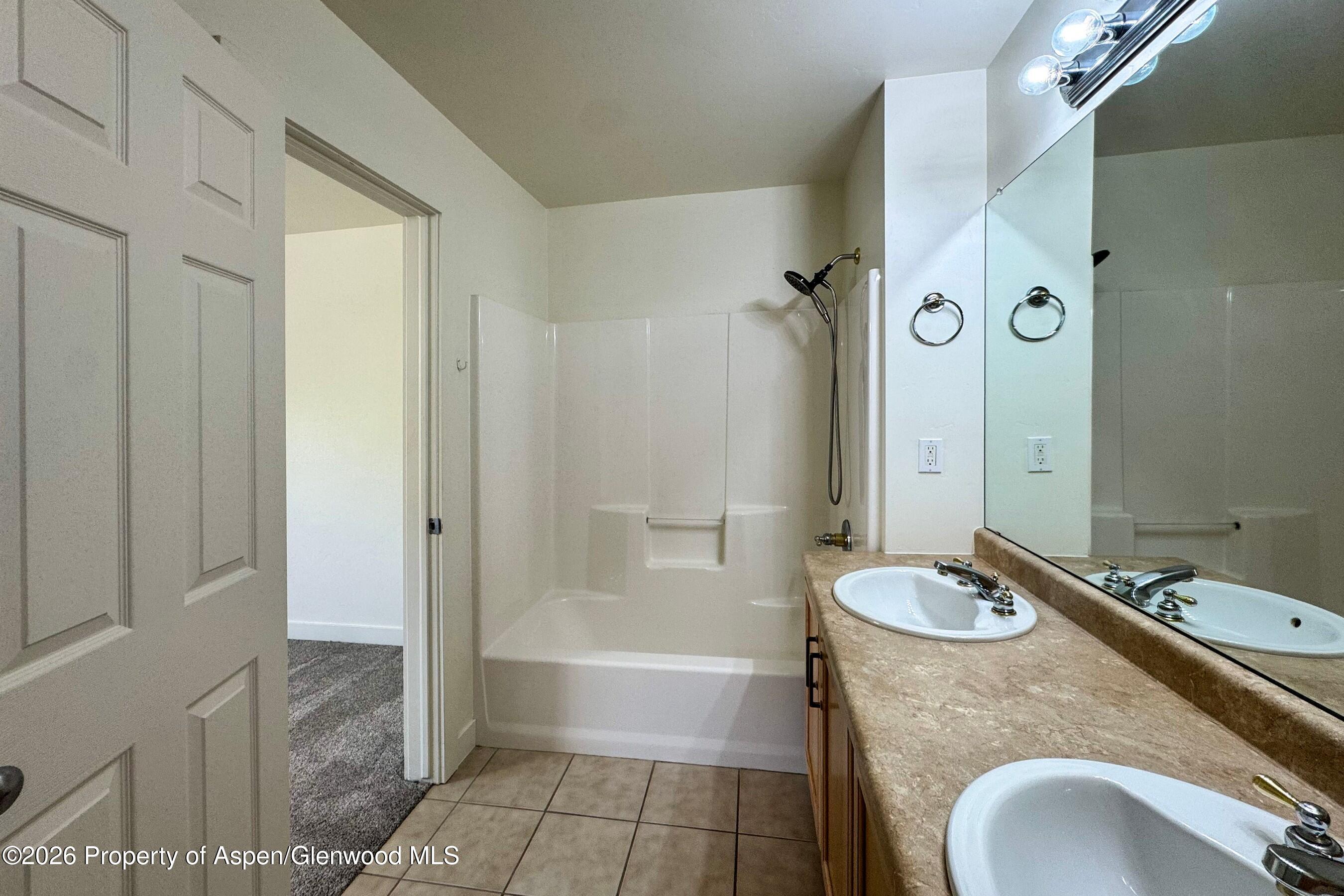 1416 Darrow Alley Glenwood Springs CO 81601