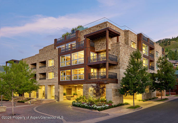 Aspen CO, 501 E Dean Street, Unit F410