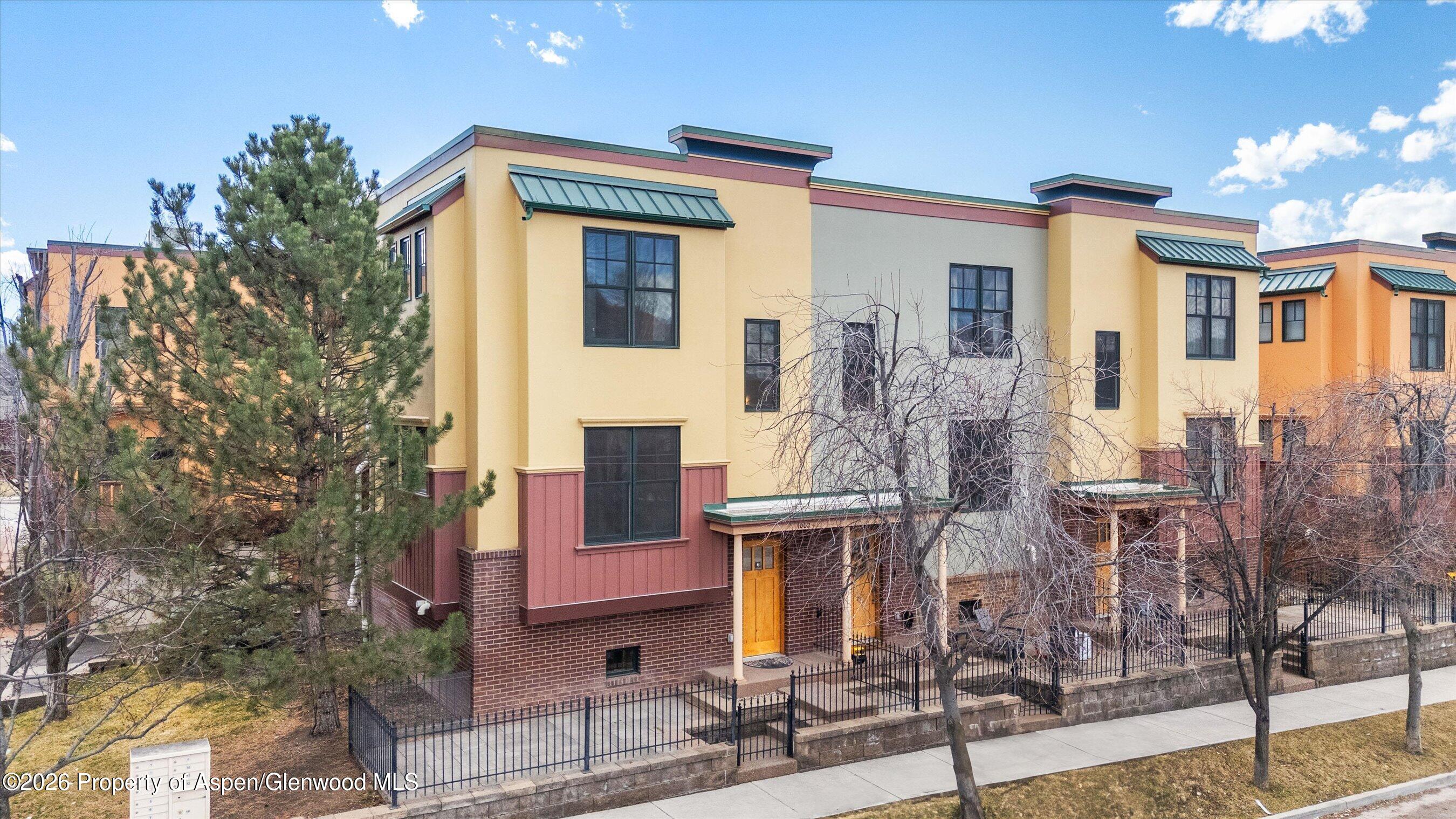 Carbondale CO, 1002 Colorado Avenue