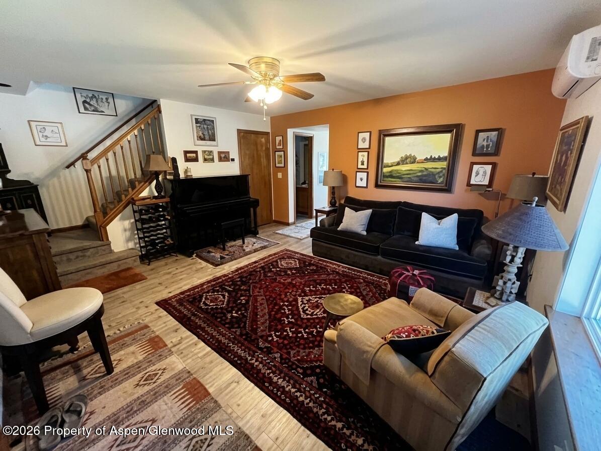 1142 Vito's Way Carbondale CO 81623