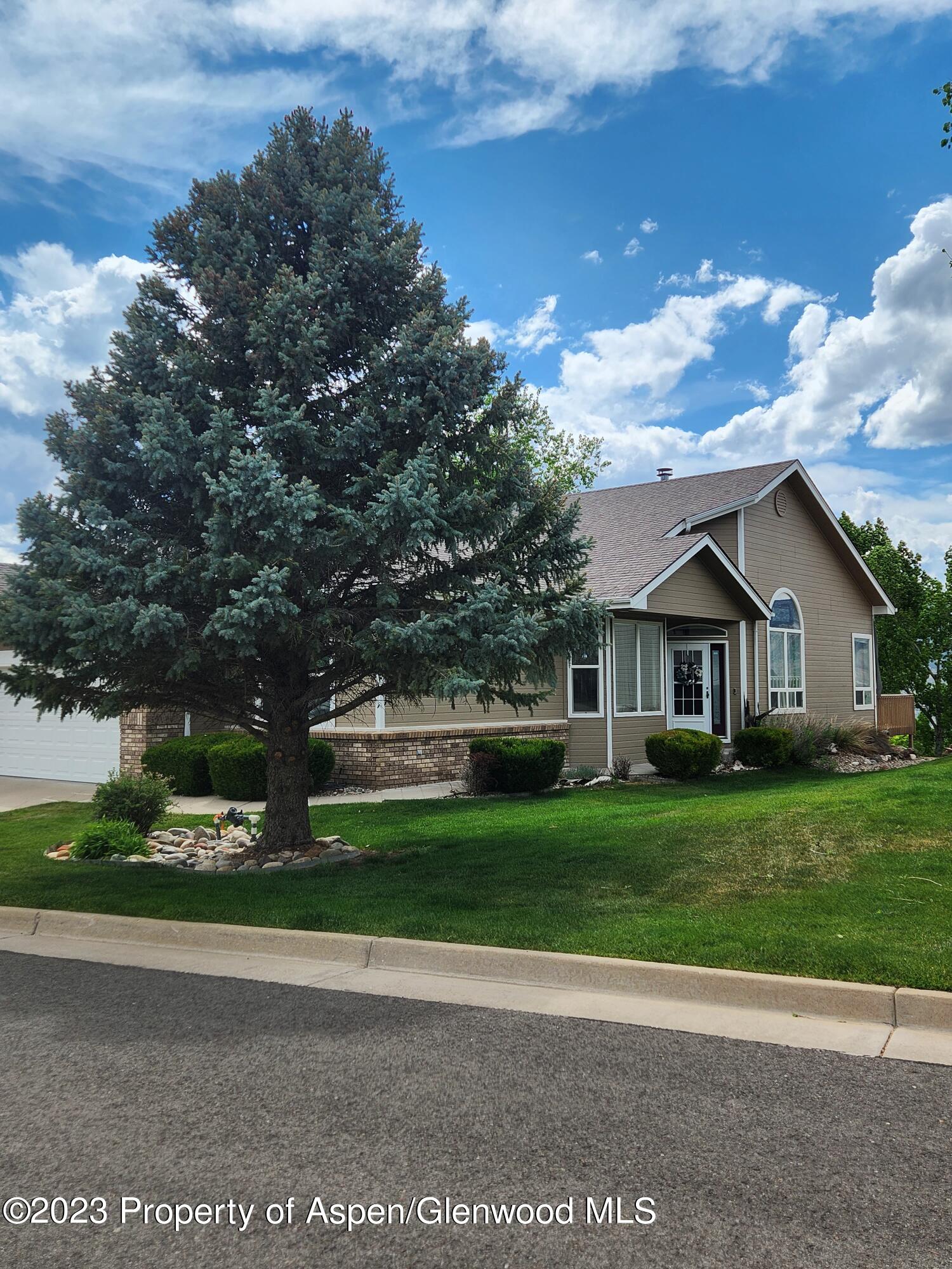 192 S Ridge Court Parachute CO 81635