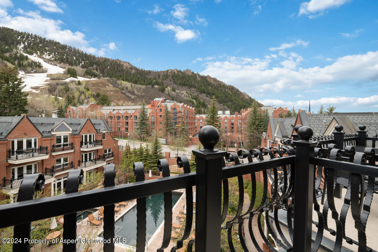 415 E Dean St, Unit 45, Week 35 Aspen CO 81611
