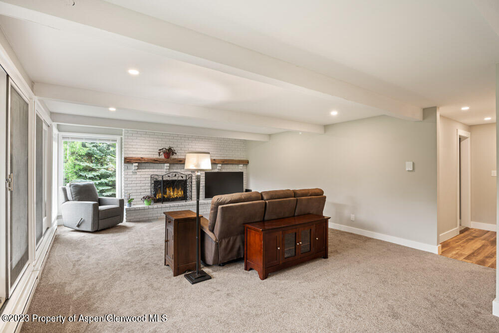 39060 Highway 82 Aspen CO 81611