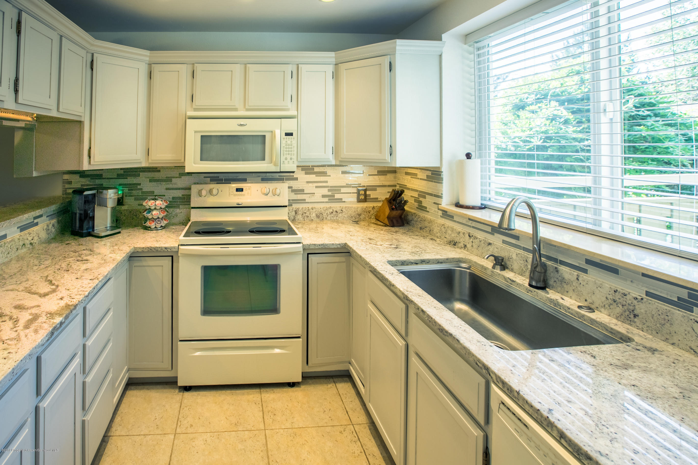 1389 Barber Drive Carbondale CO 81623