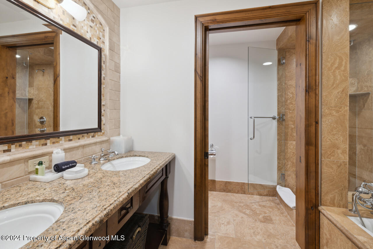 415 E Dean St., Unit 16, Week 9 Aspen CO 81611