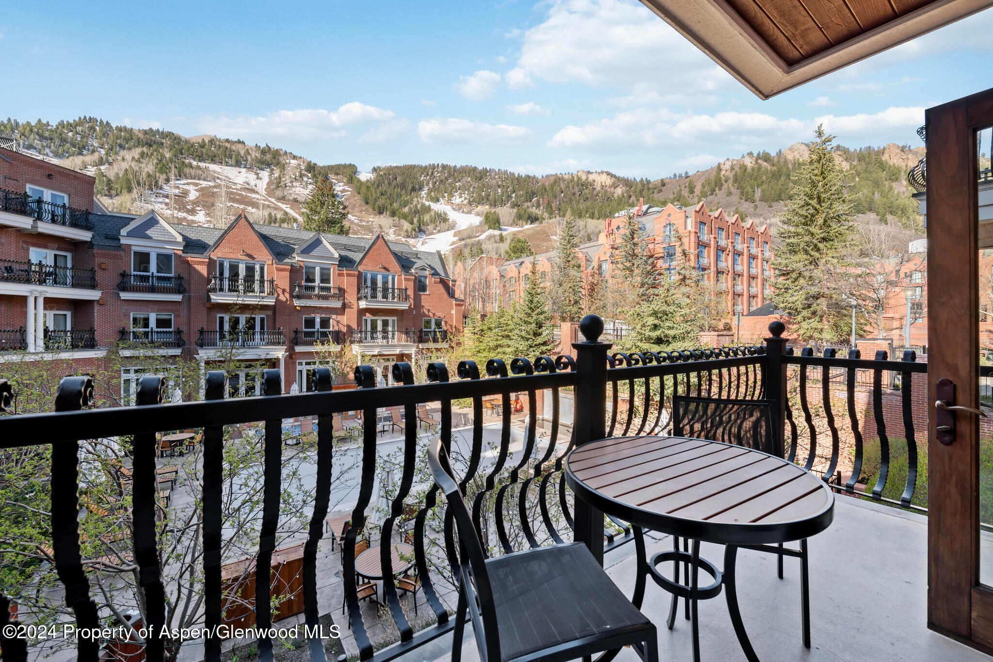 415 E Dean St., Unit 10, Wks 32 & 33 Aspen CO 81611