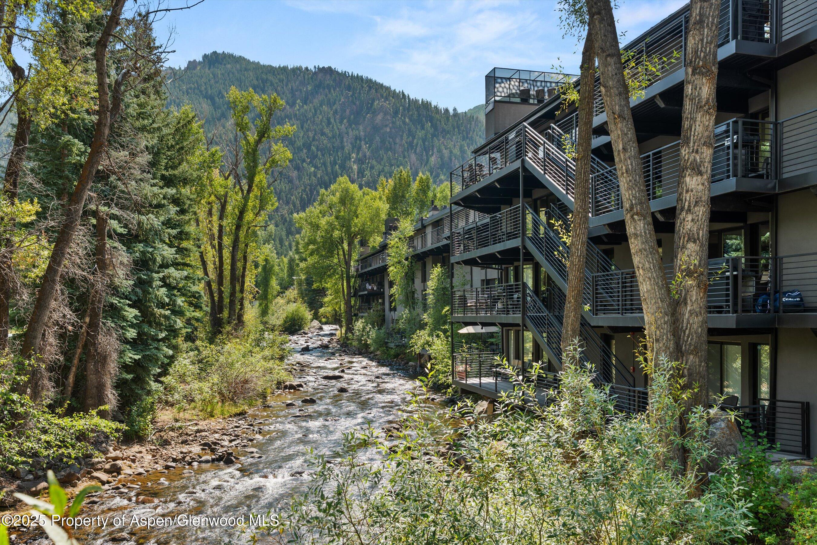 Aspen CO, 1039 E Cooper Avenue, Unit 21a